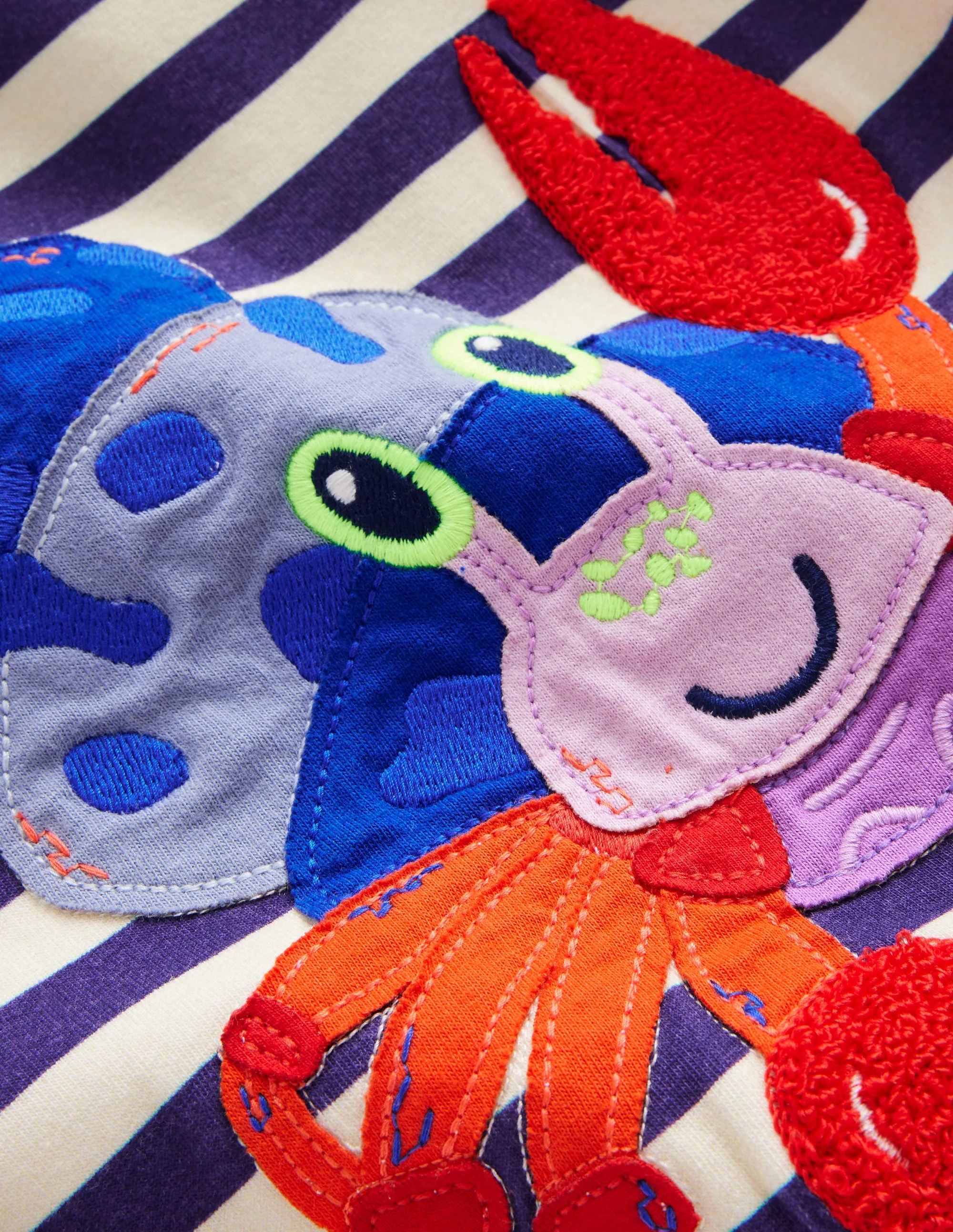 Appliqué Crab T-shirt-Sapphire Blue/Ivory Crabs - Image 3