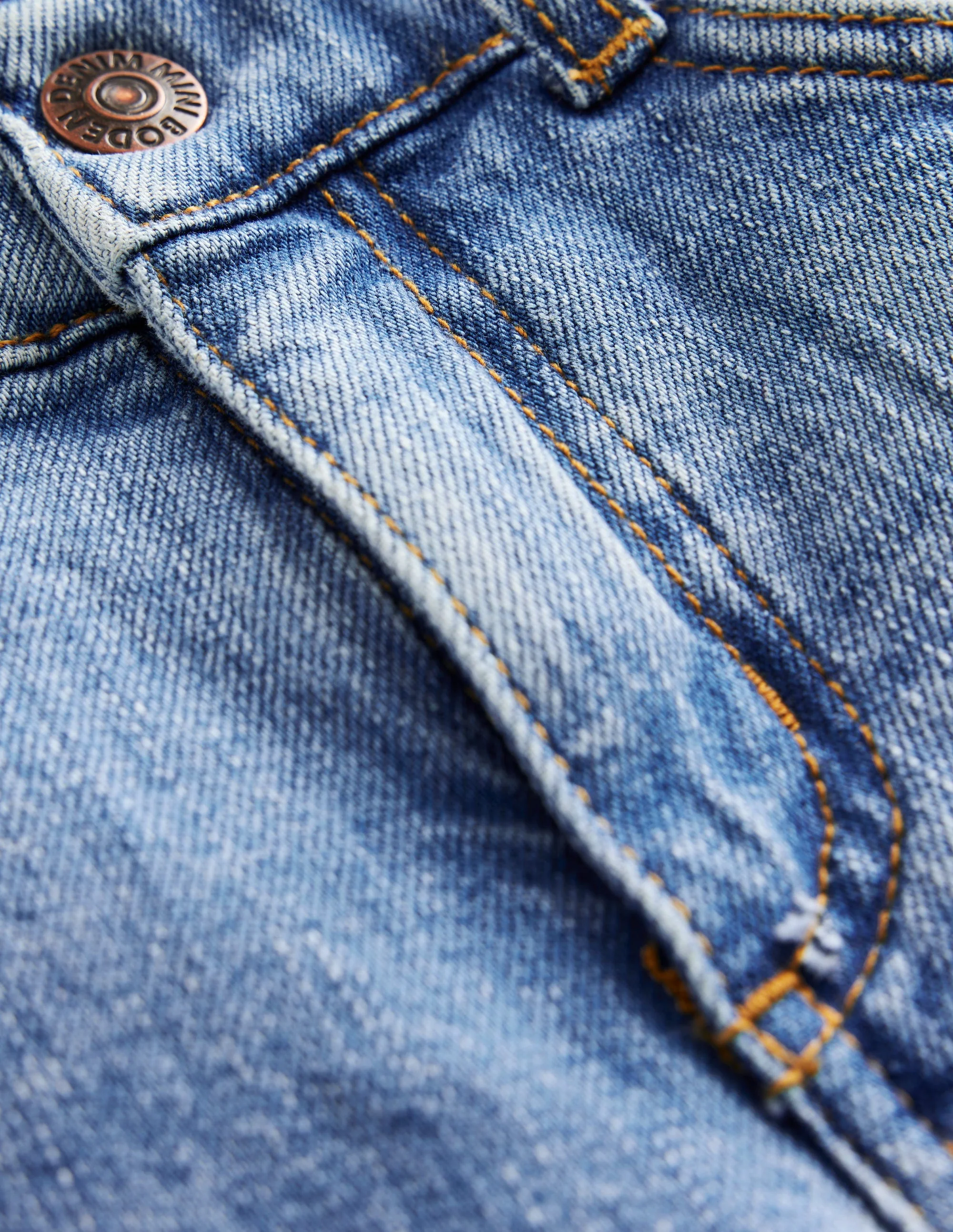 Everyday Straight Jeans-Mid Wash Denim - Image 3