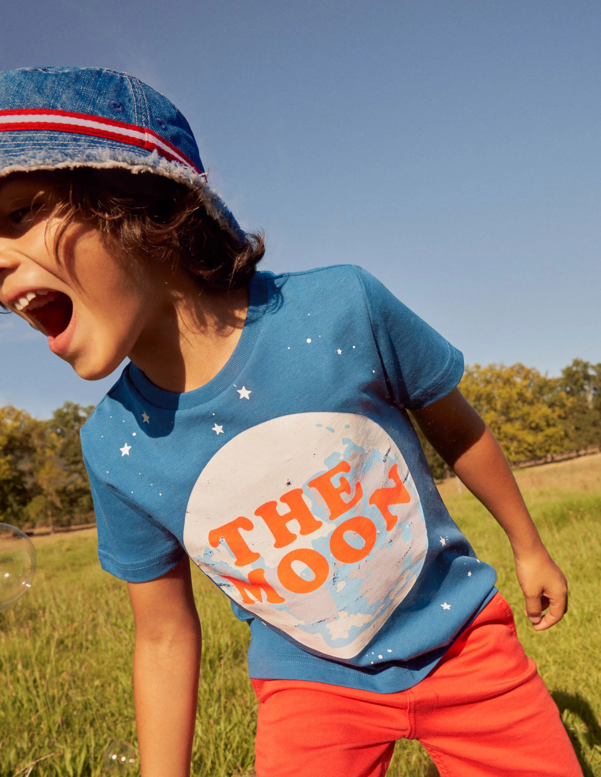 Glow-in-the-dark T-Shirt-Baltic Blue Moon - Image 9