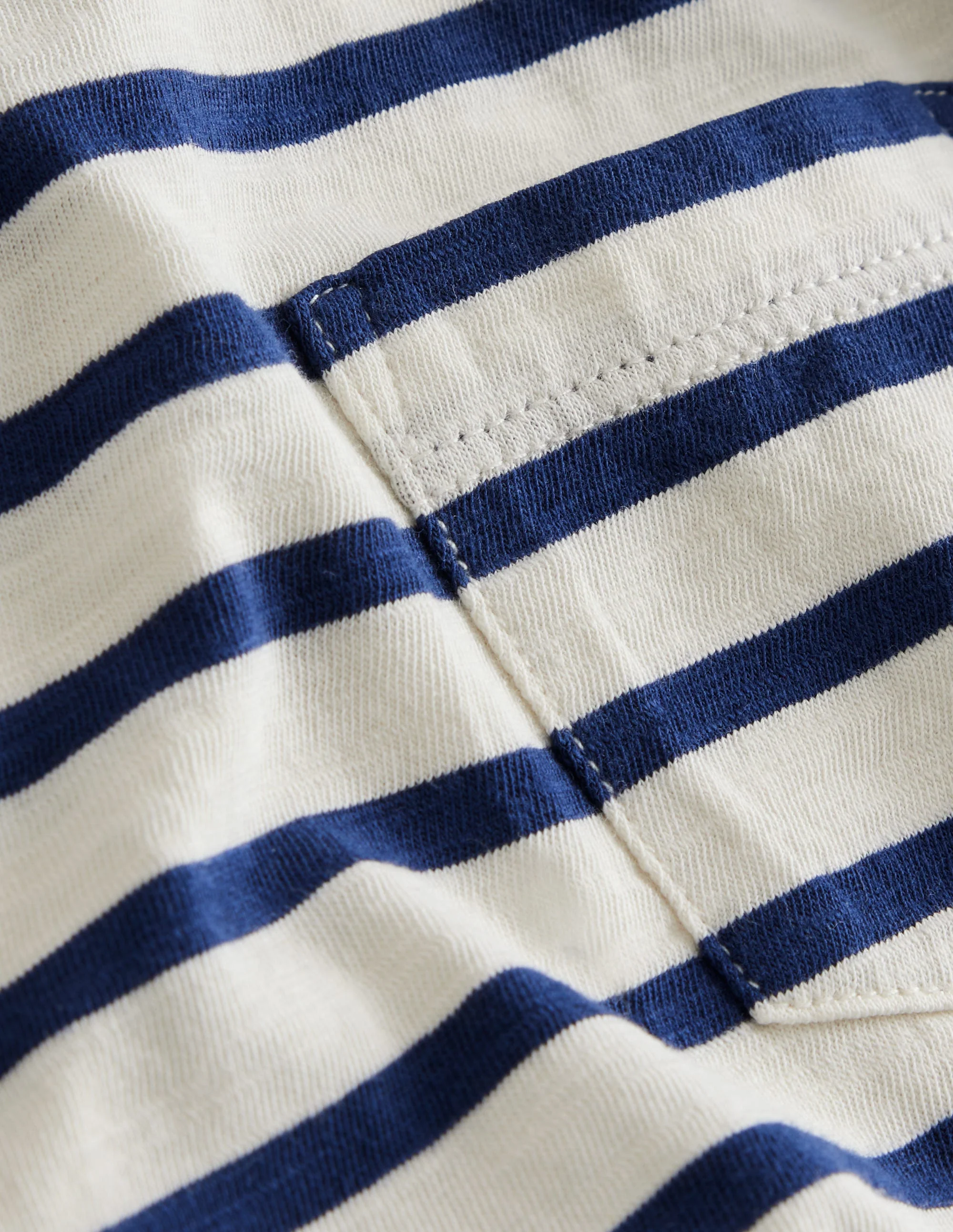 Long-sleeved Washed T-shirt-Ivory/College Navy - Image 3