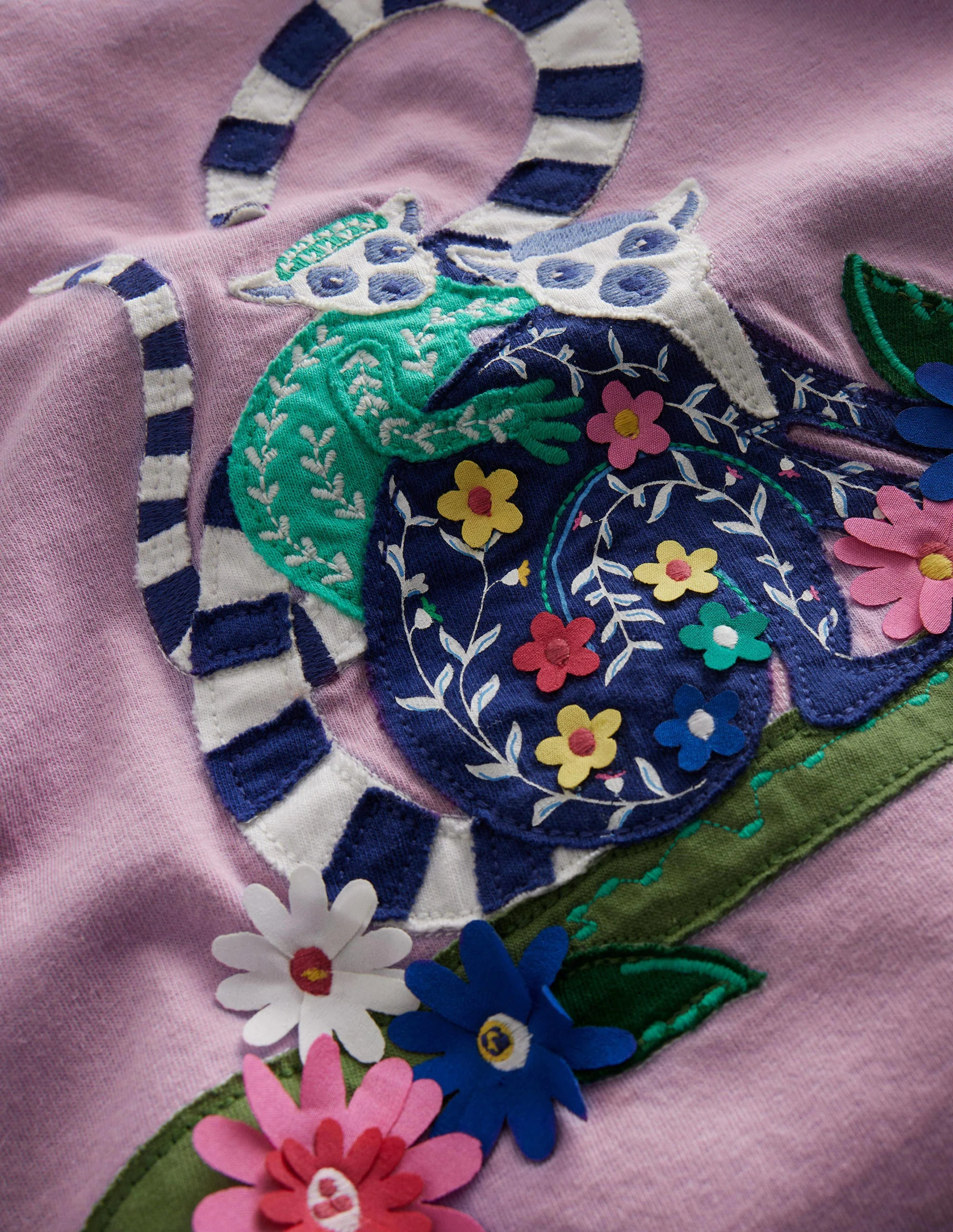 Appliqué T-Shirt-Soft Lavender Lemur - Image 3