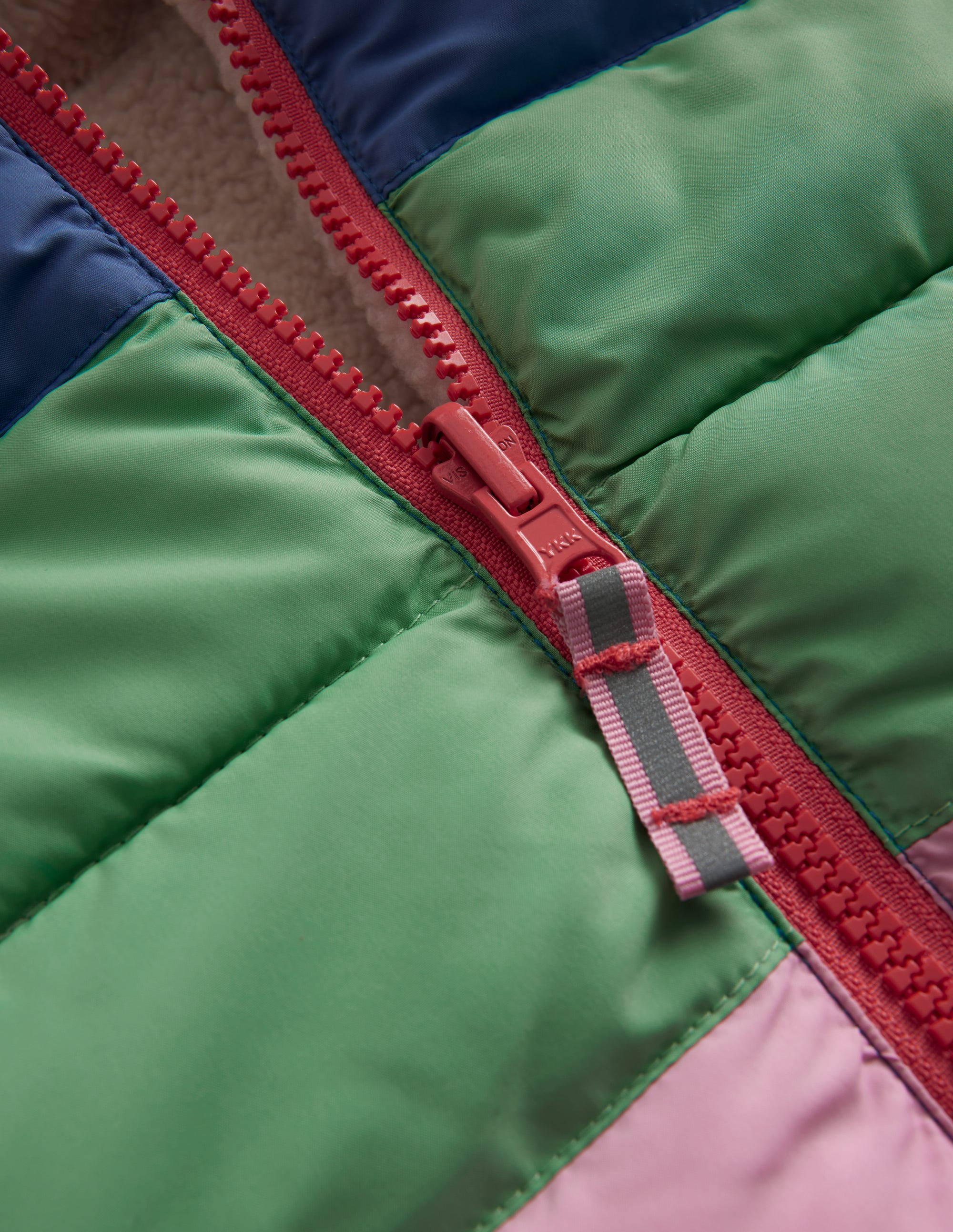 Borg Mix Reversible Gilet-Bubblegum Pink Colourblock - Image 5