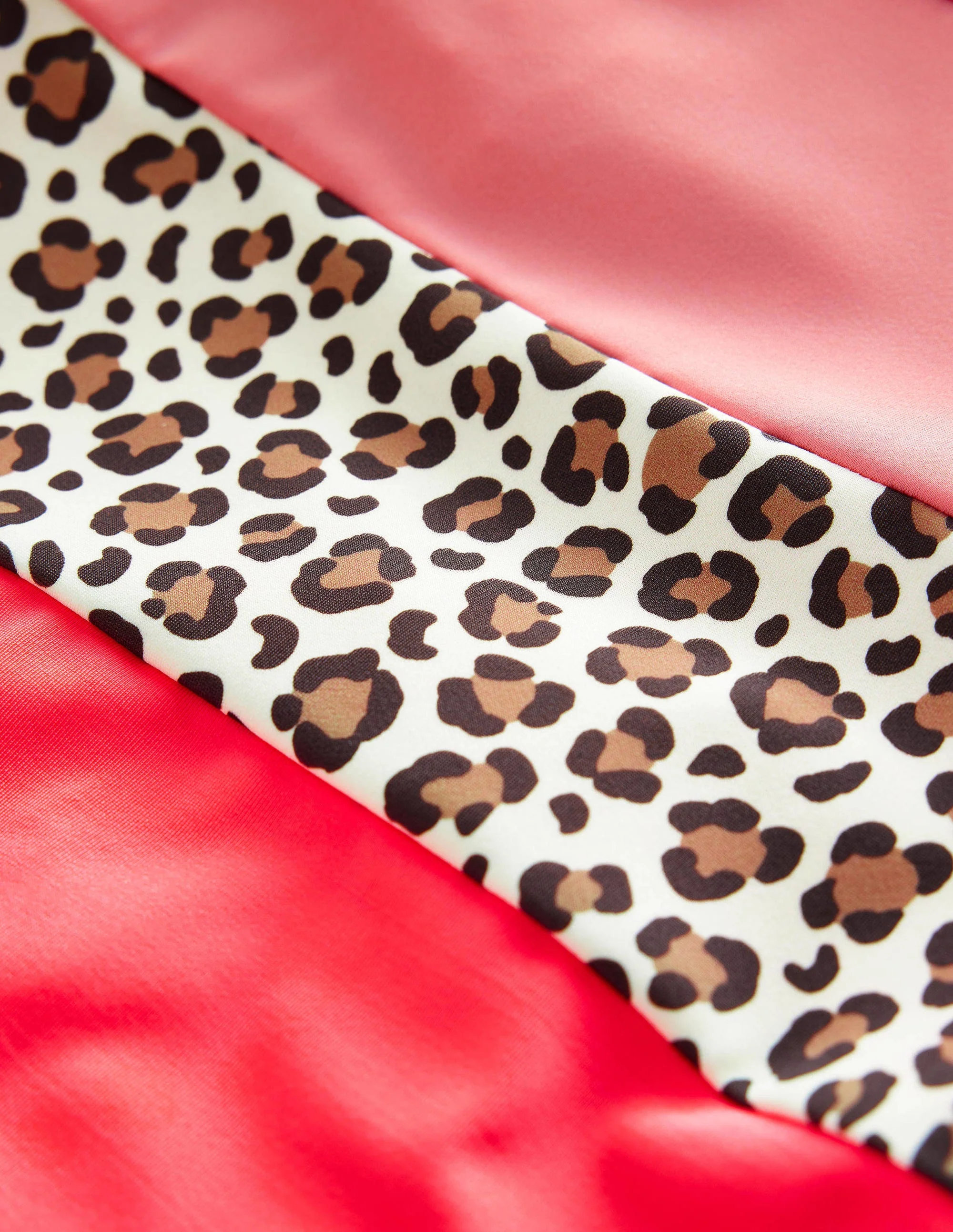 Patterned Rash Guard Set-Soft Truffle Leopard Print - Image 3