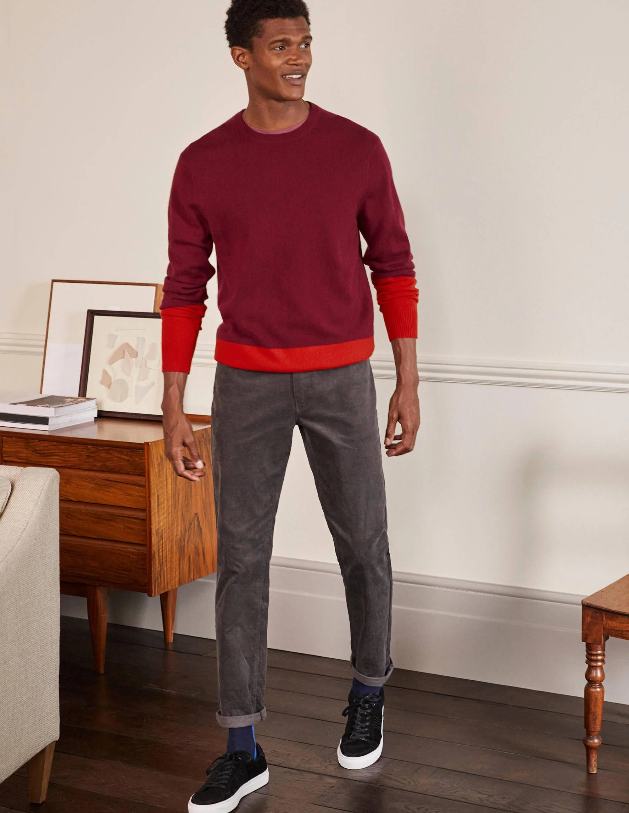 Cashmere Crew Neck Sweater-Maroon Colourblock - Image 4