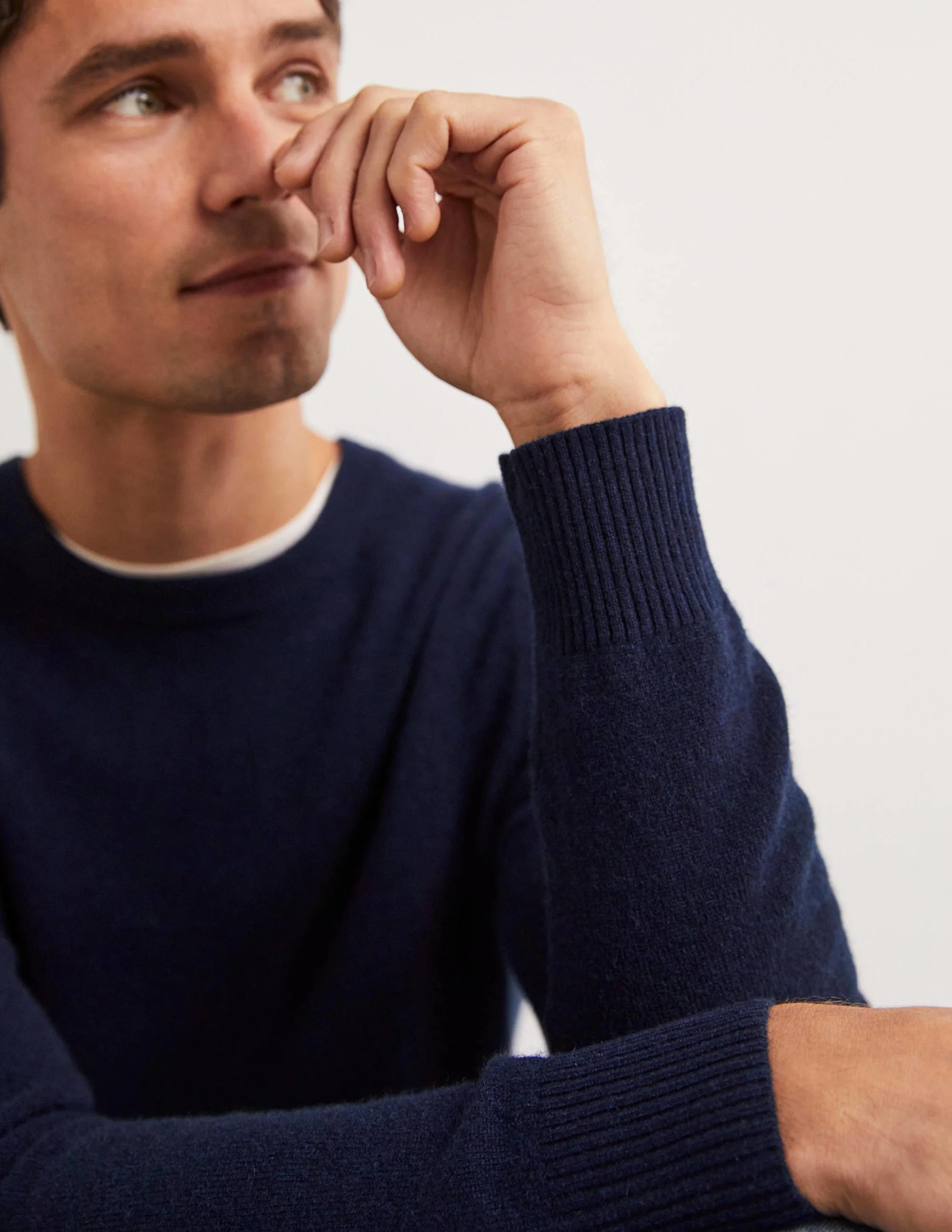 Cashmere Crew Neck Sweater-Navy - Image 6