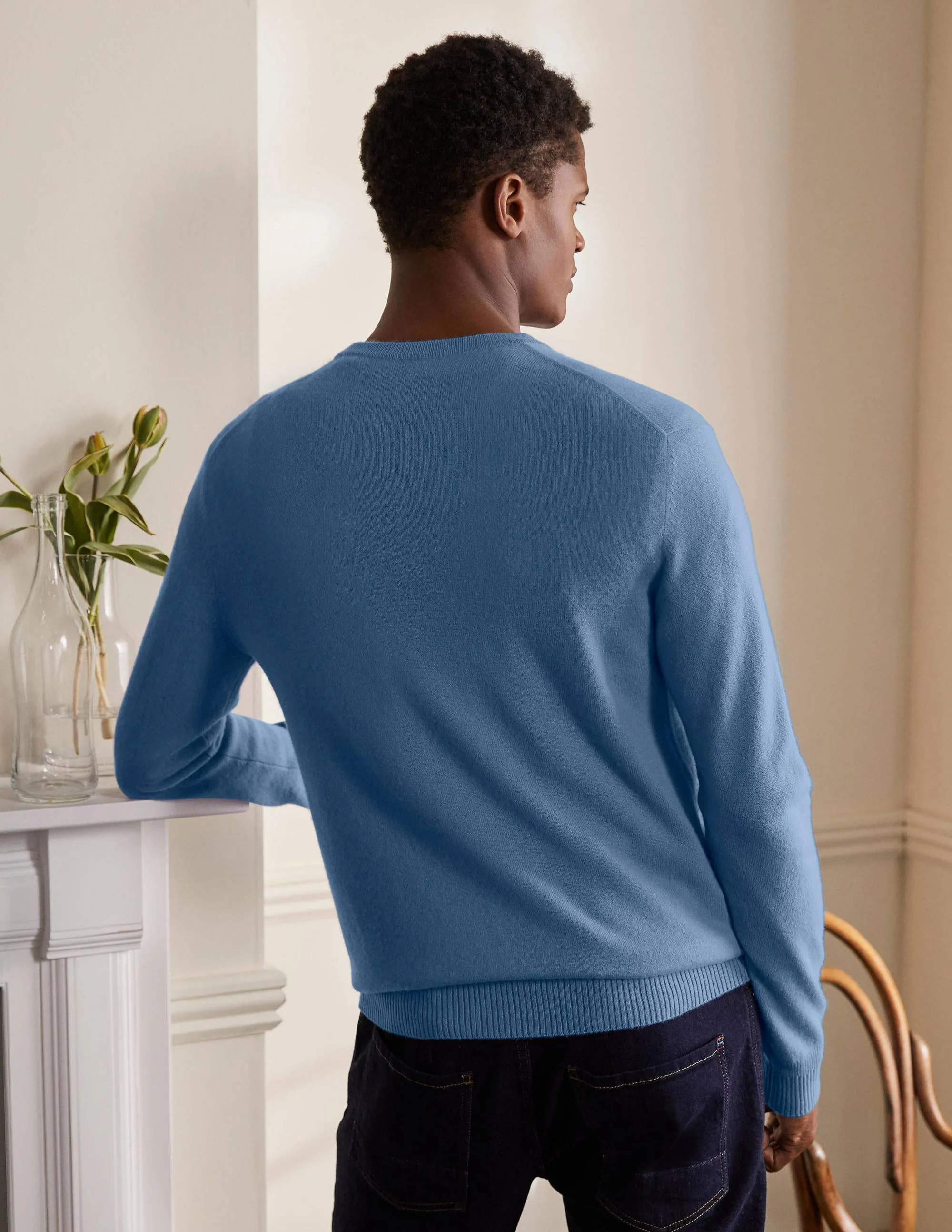 Cashmere V-neck-Dusk Blue - Image 3