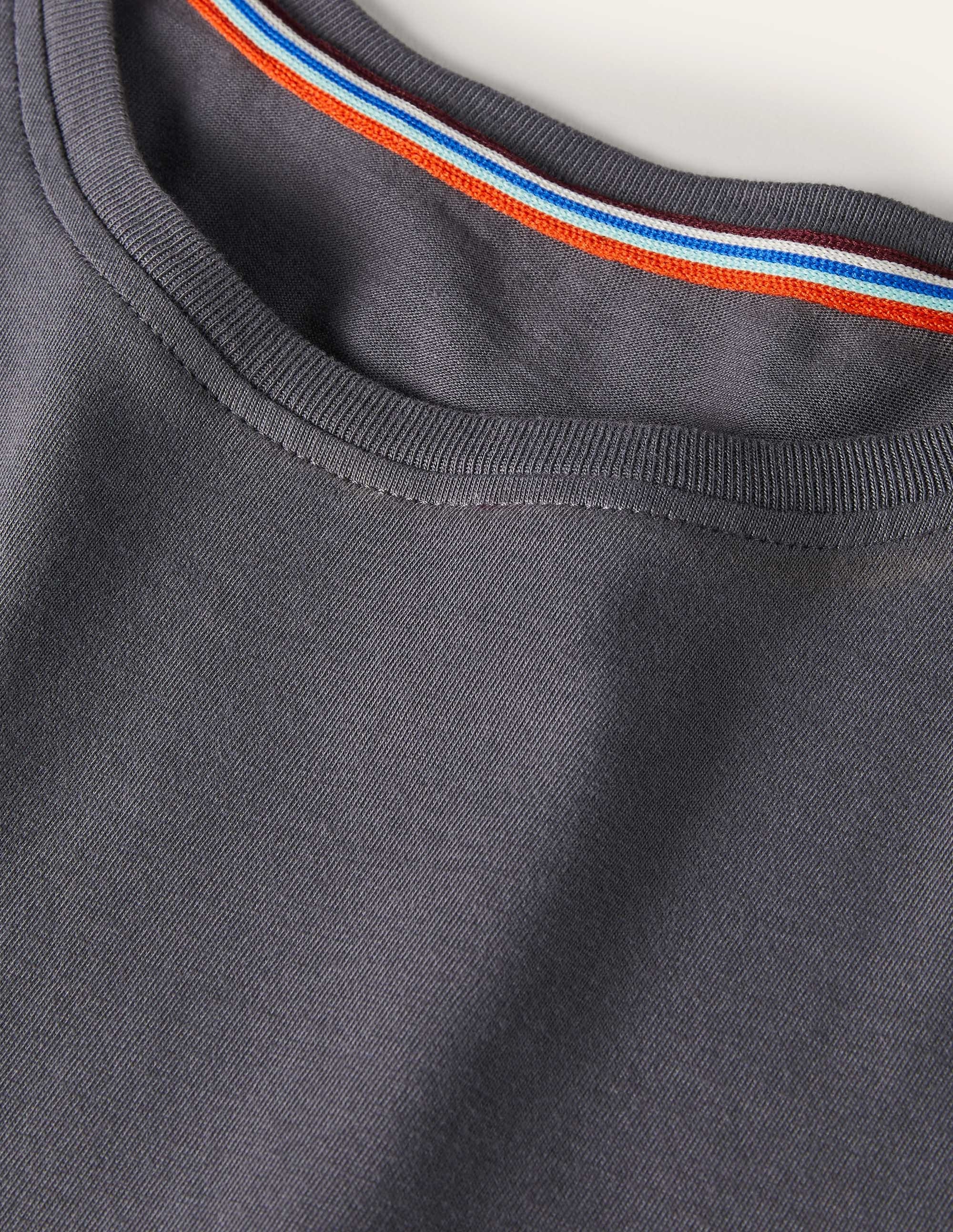 Classic Long-Sleeved T-shirt-London Grey - Image 6