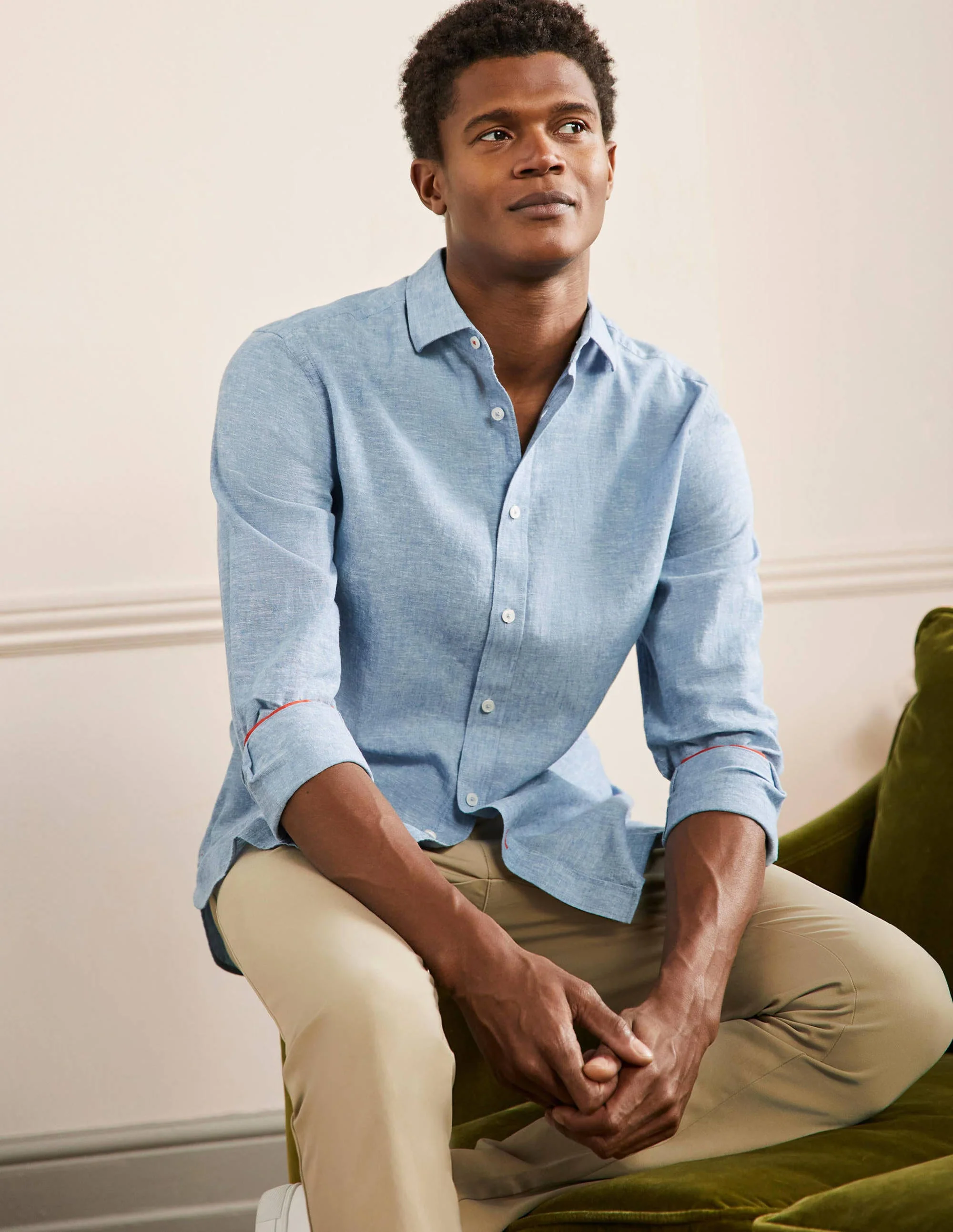 Cutaway Collar Linen Shirt-Chambray