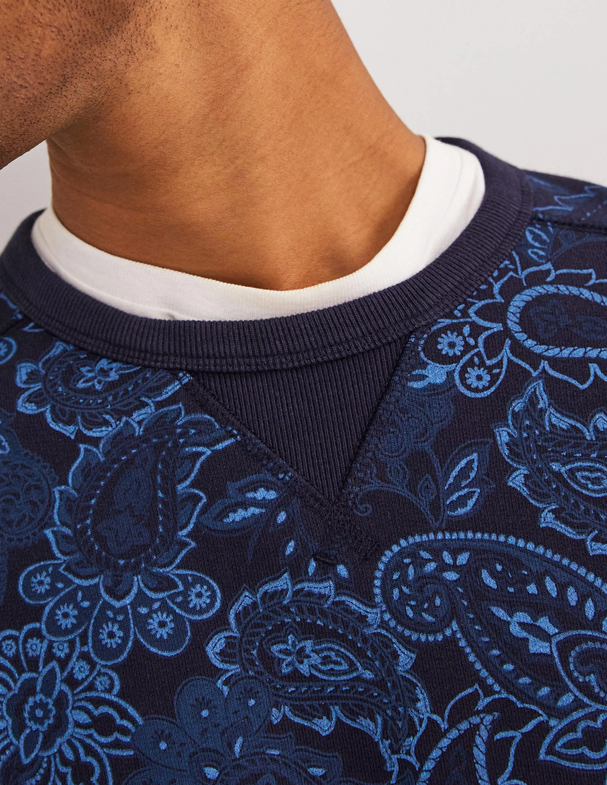 Printed Sweatshirt-Blue Paisley - Image 2
