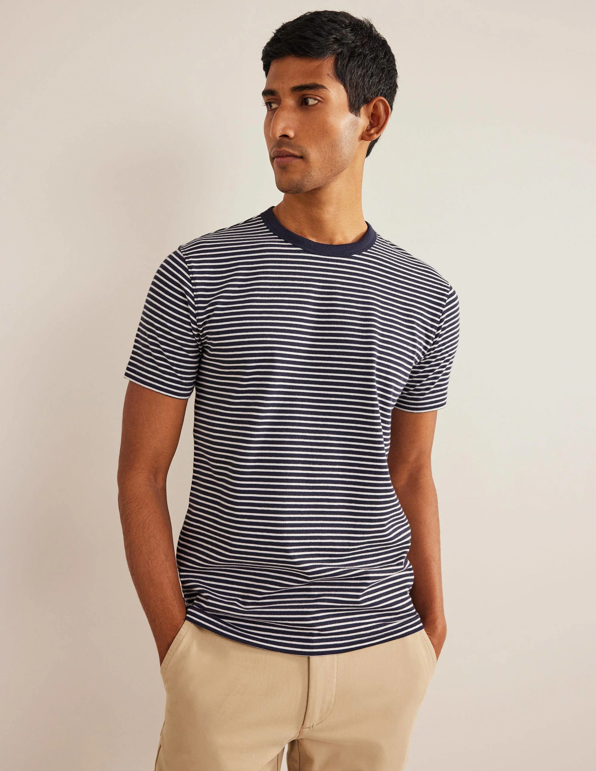 Slim Fit Classic T-Shirt-Navy/Ivory