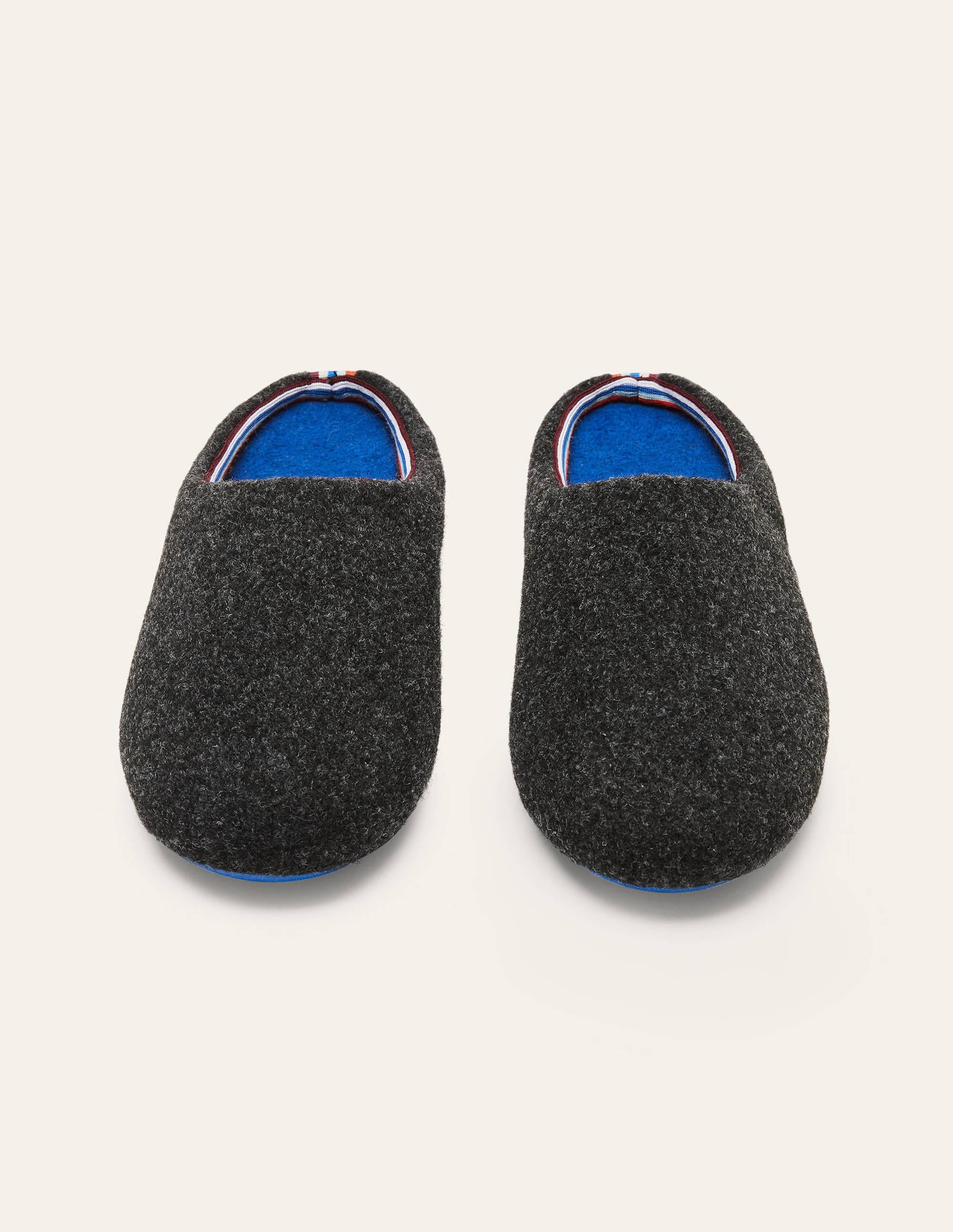 Slip on slippers-Grey - Image 2
