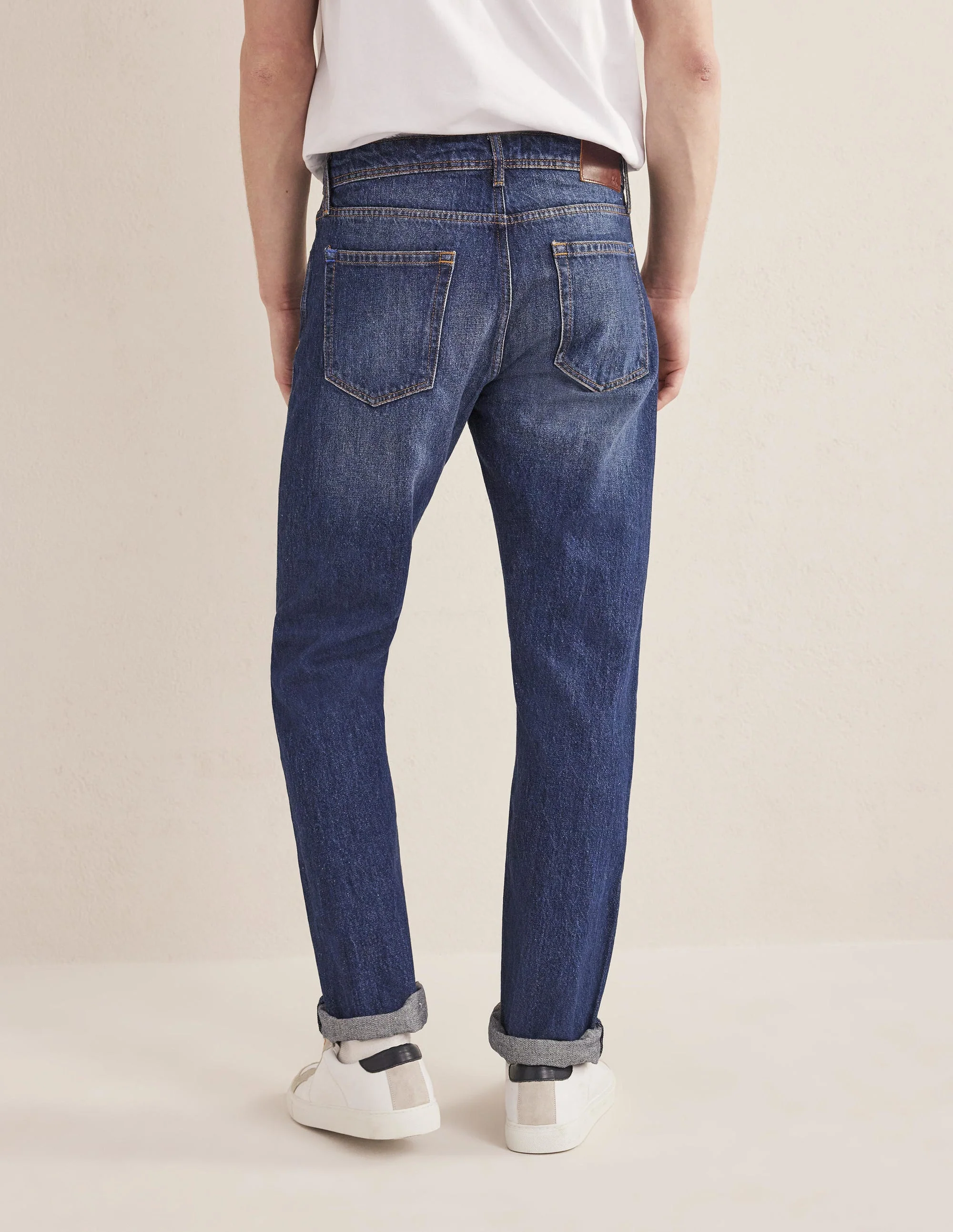 Straight Fit Jean-Mid Wash - Image 4