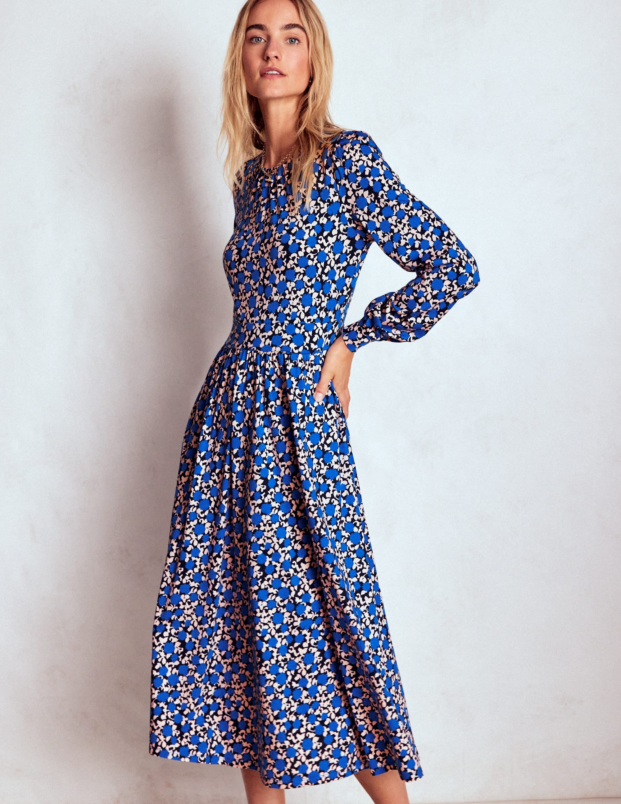 Alexandra Jersey Midi Dress-Kingfisher Blue, Floweret Vine - Image 4