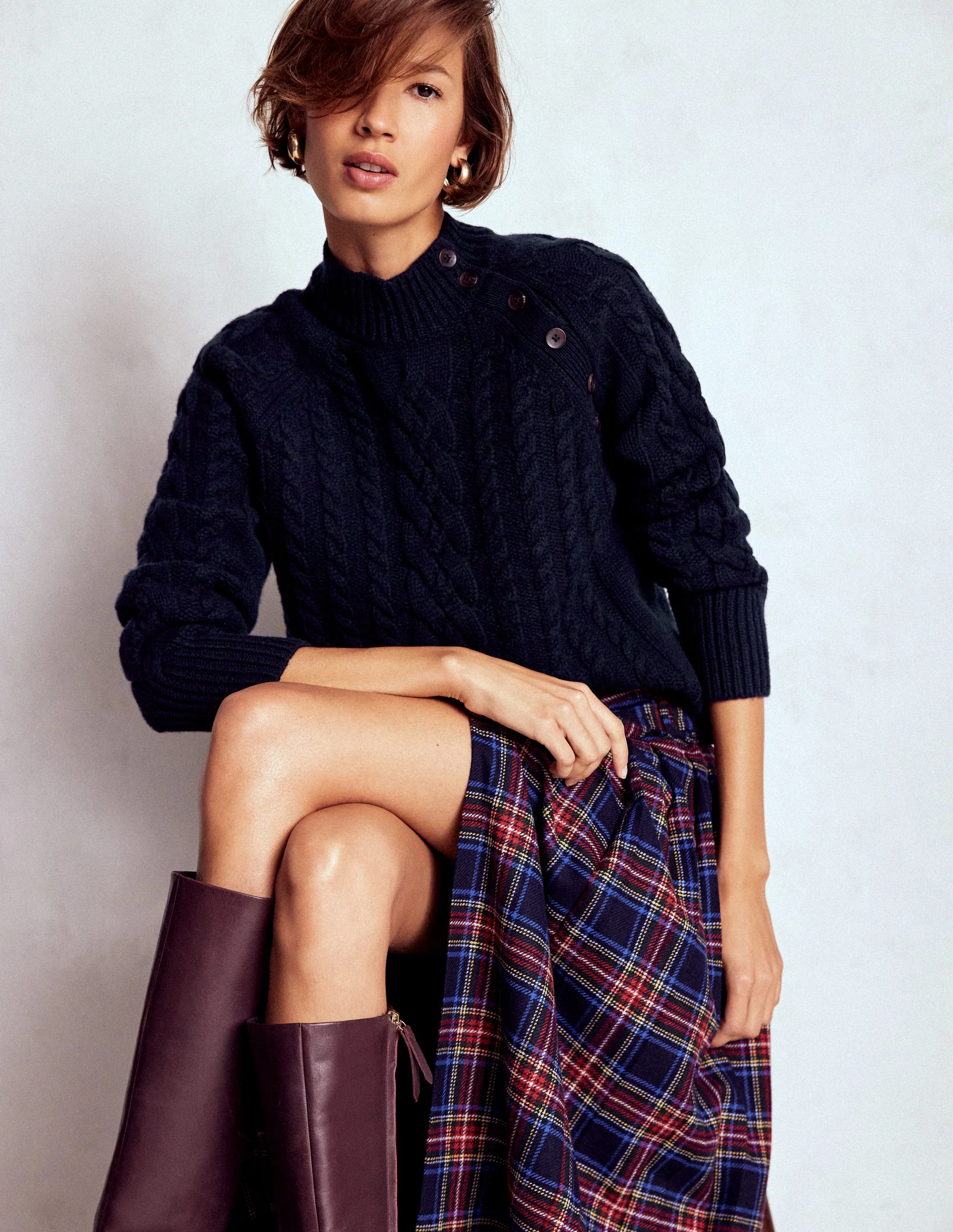 Amara Merino Cable Sweater-Navy