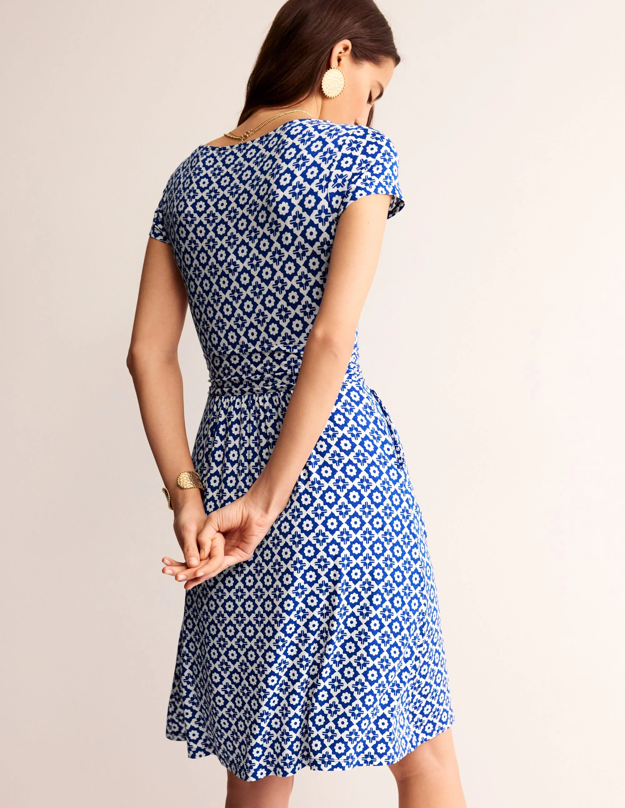 Amelie Jersey Dress-Surf The Web, Geometric Stamp - Image 3