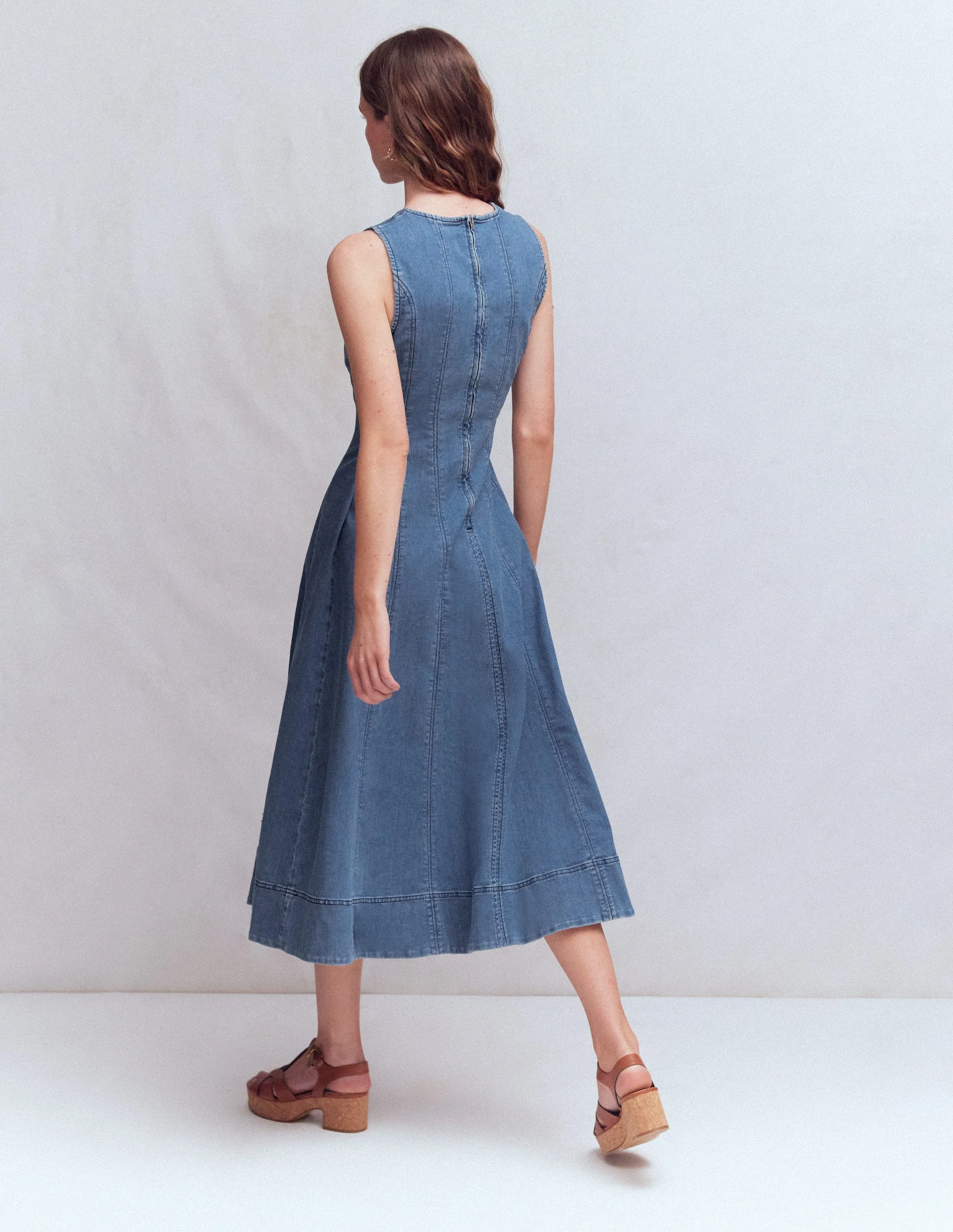 Annet Denim Midi Dress-Mid Vintage - Image 3