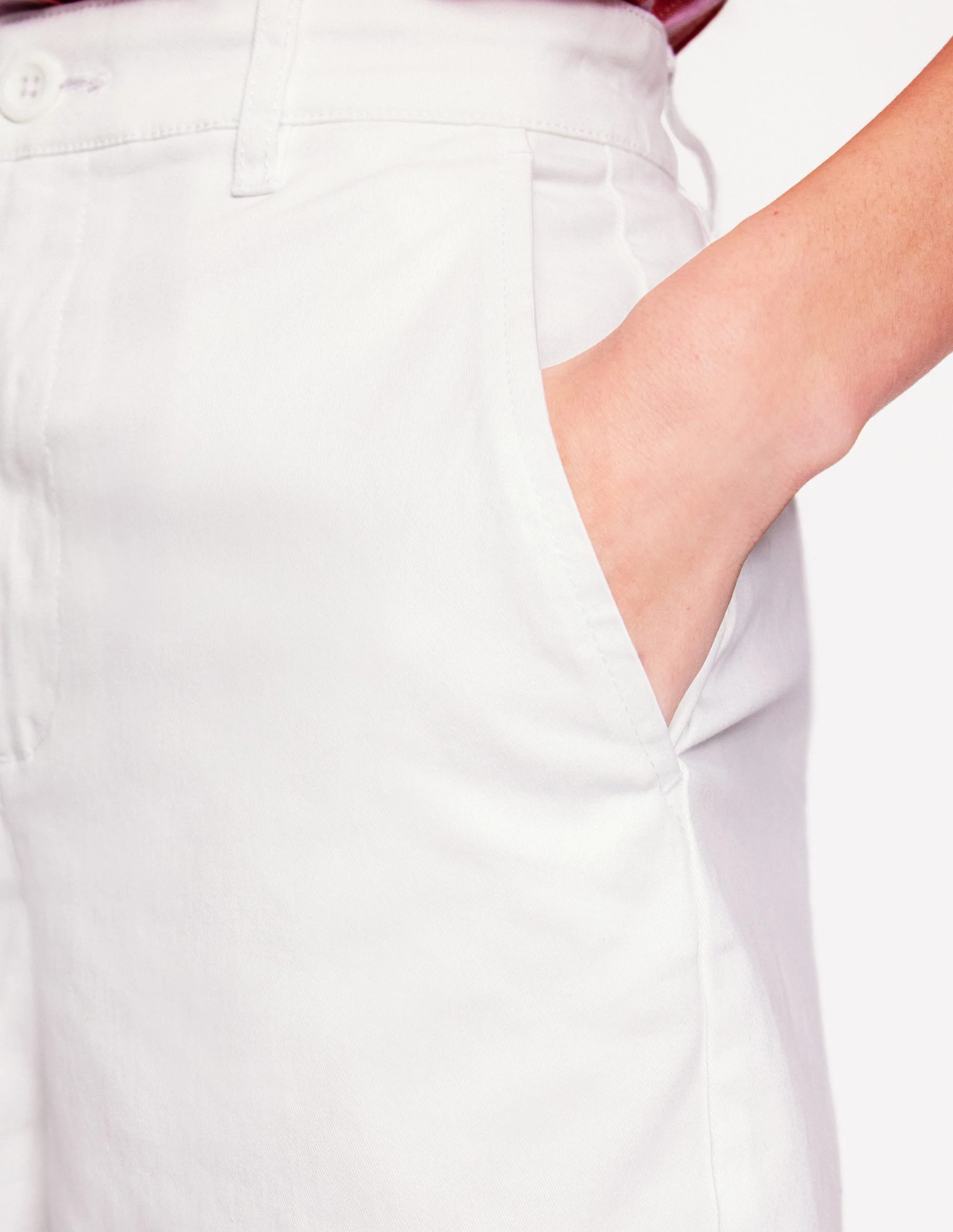 Barnsbury Chino Shorts-White - Image 5
