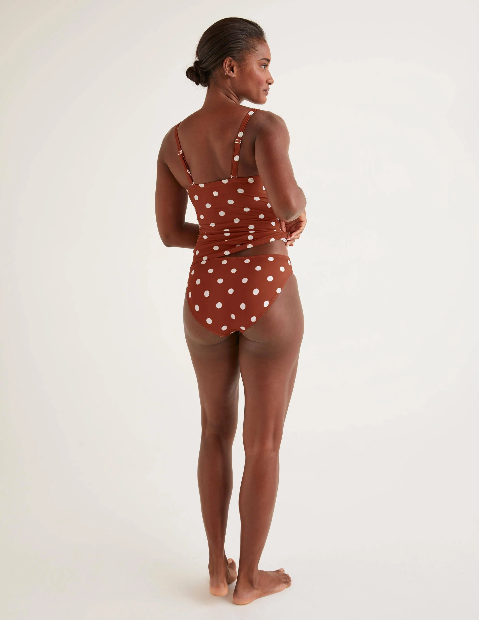 Bikini Bottoms-Conker, Linear Brand Spot - Image 3