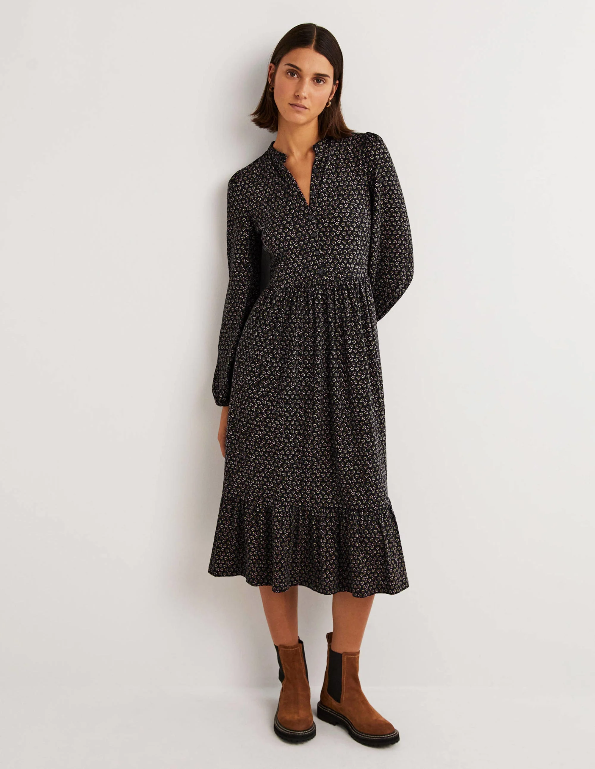 Buttoned Jersey Midi Dress-Black, Diamond Bud