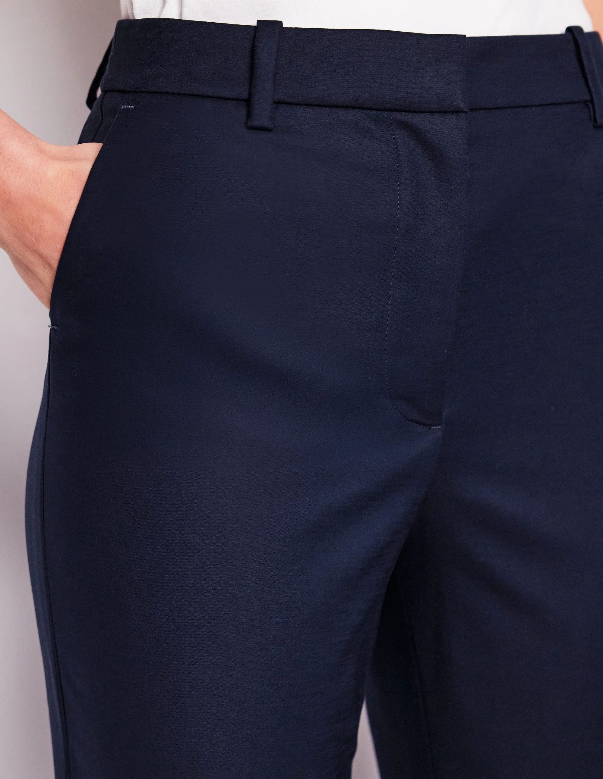 Capri Pants-Navy - Image 2