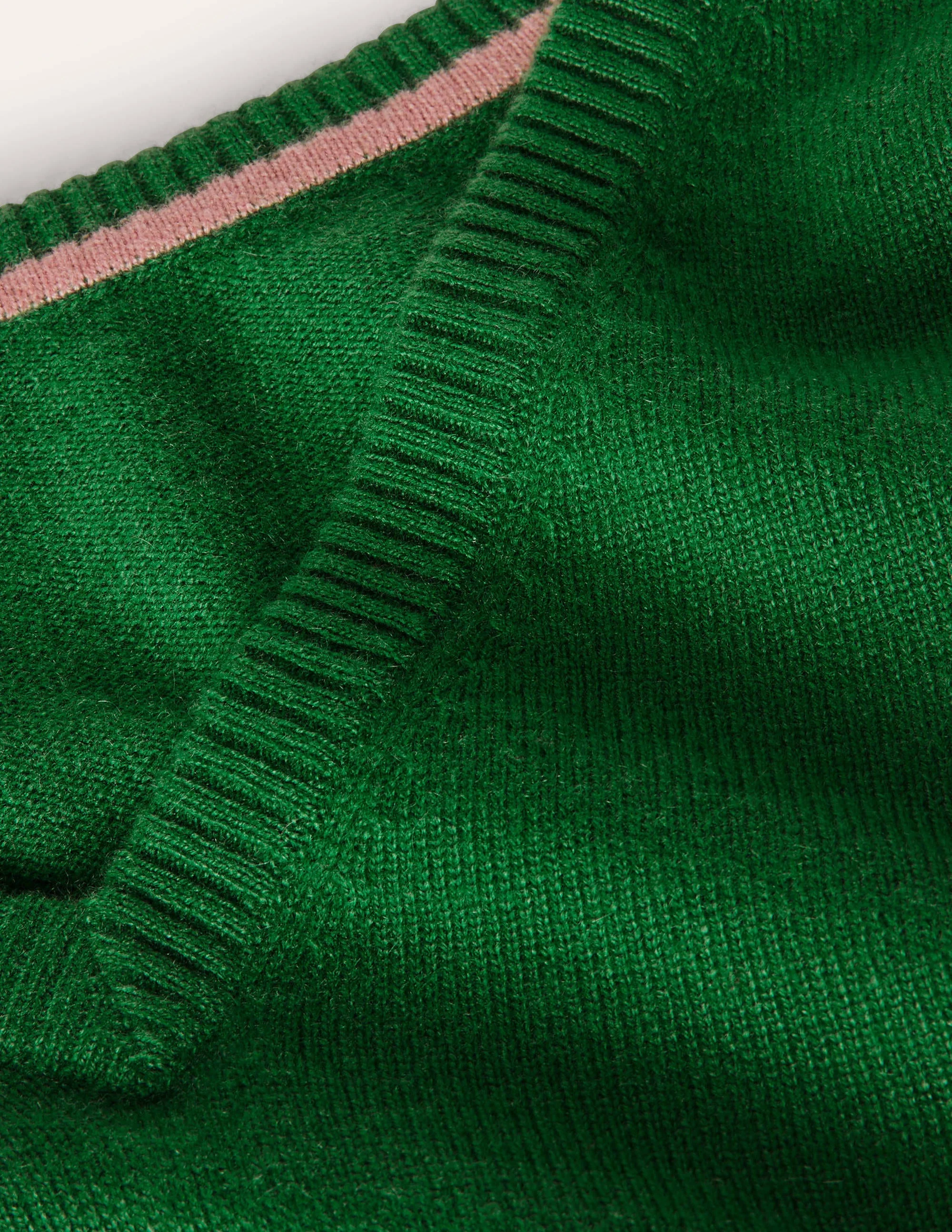 Cashmere V-neck Relax Jumper-Emerald Green - Image 6