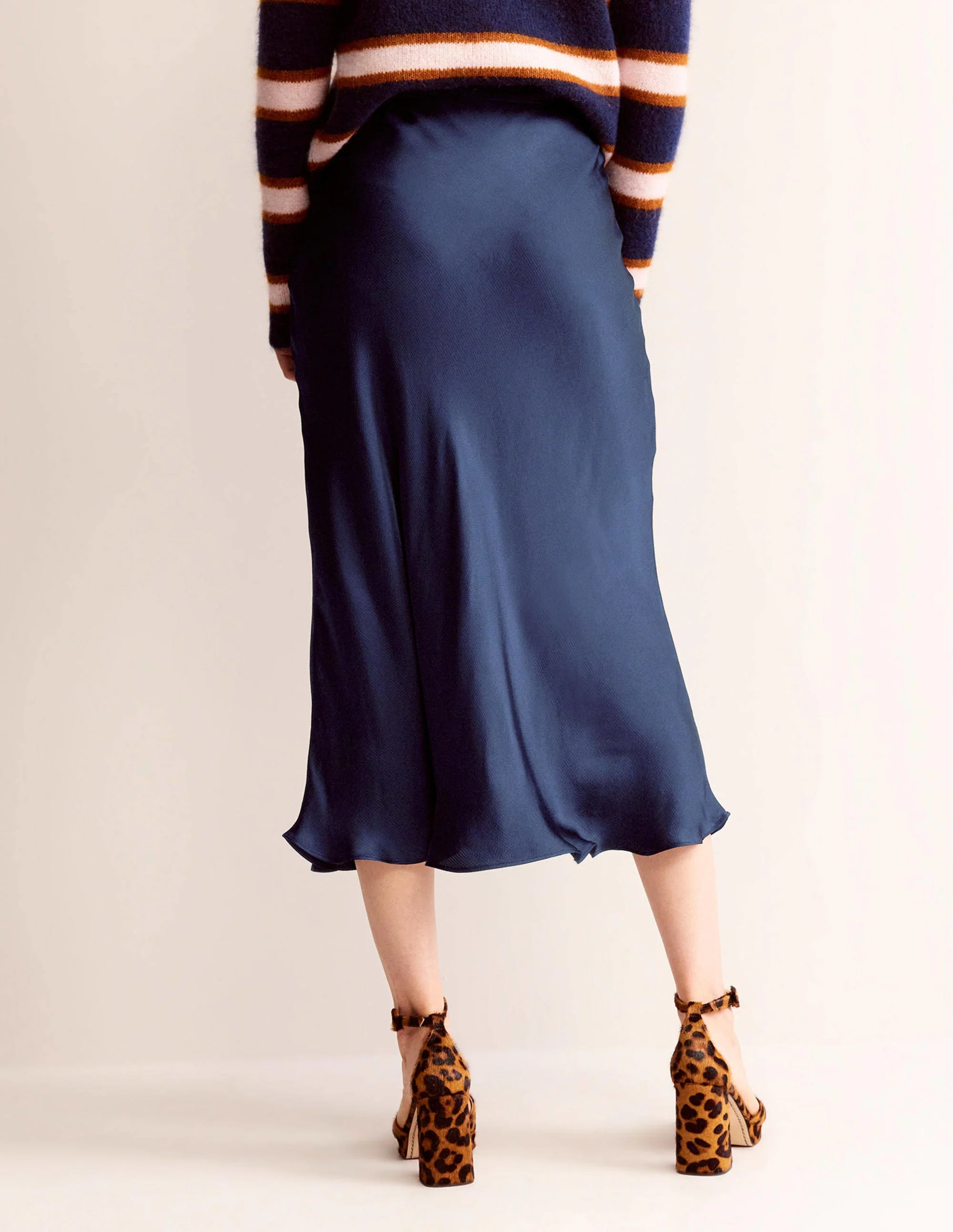 Cecelia Midi Skirt-Navy - Image 3