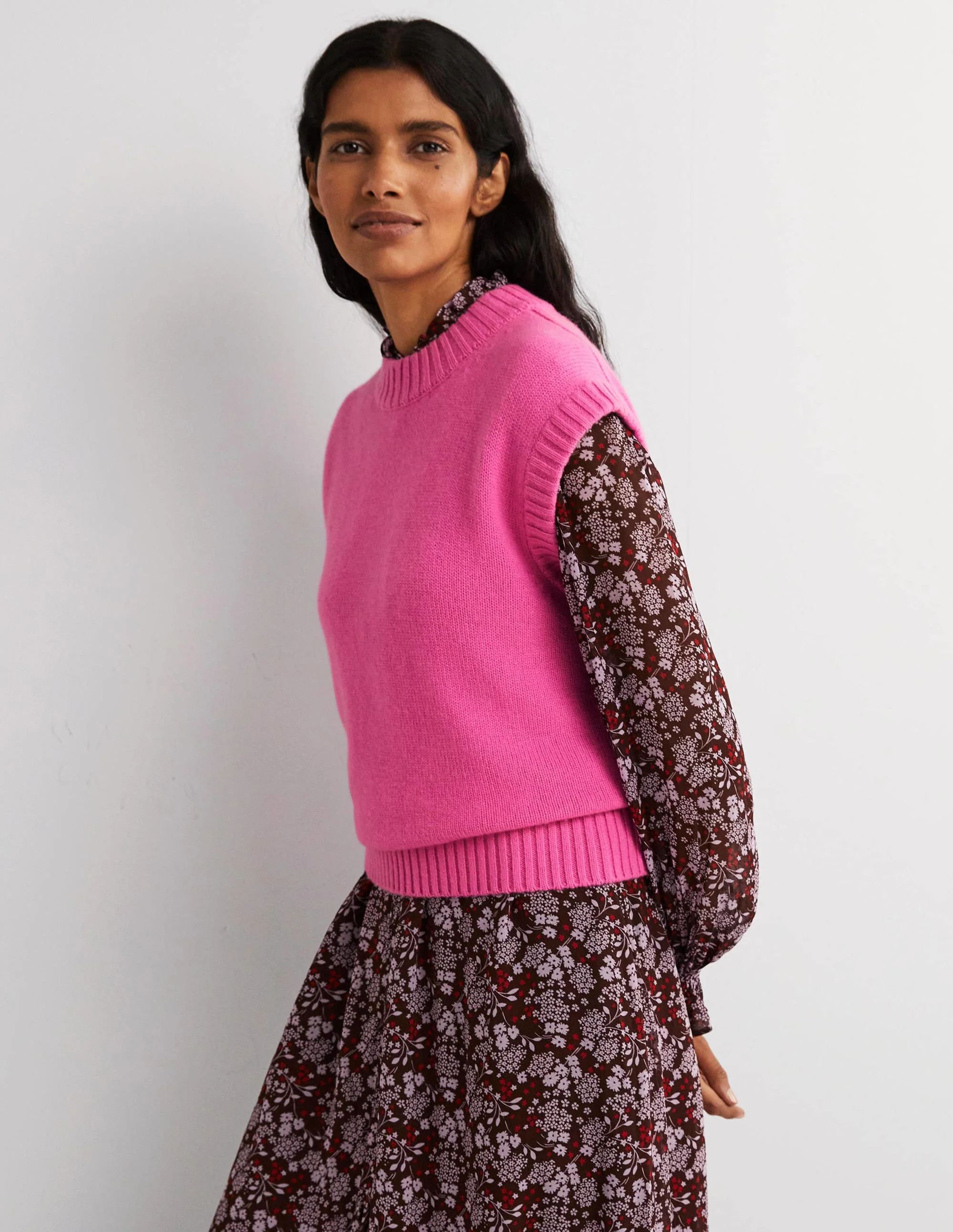 Chunky Cashmere Crew Neck Vest-Cherry Blossom Melange - Image 5