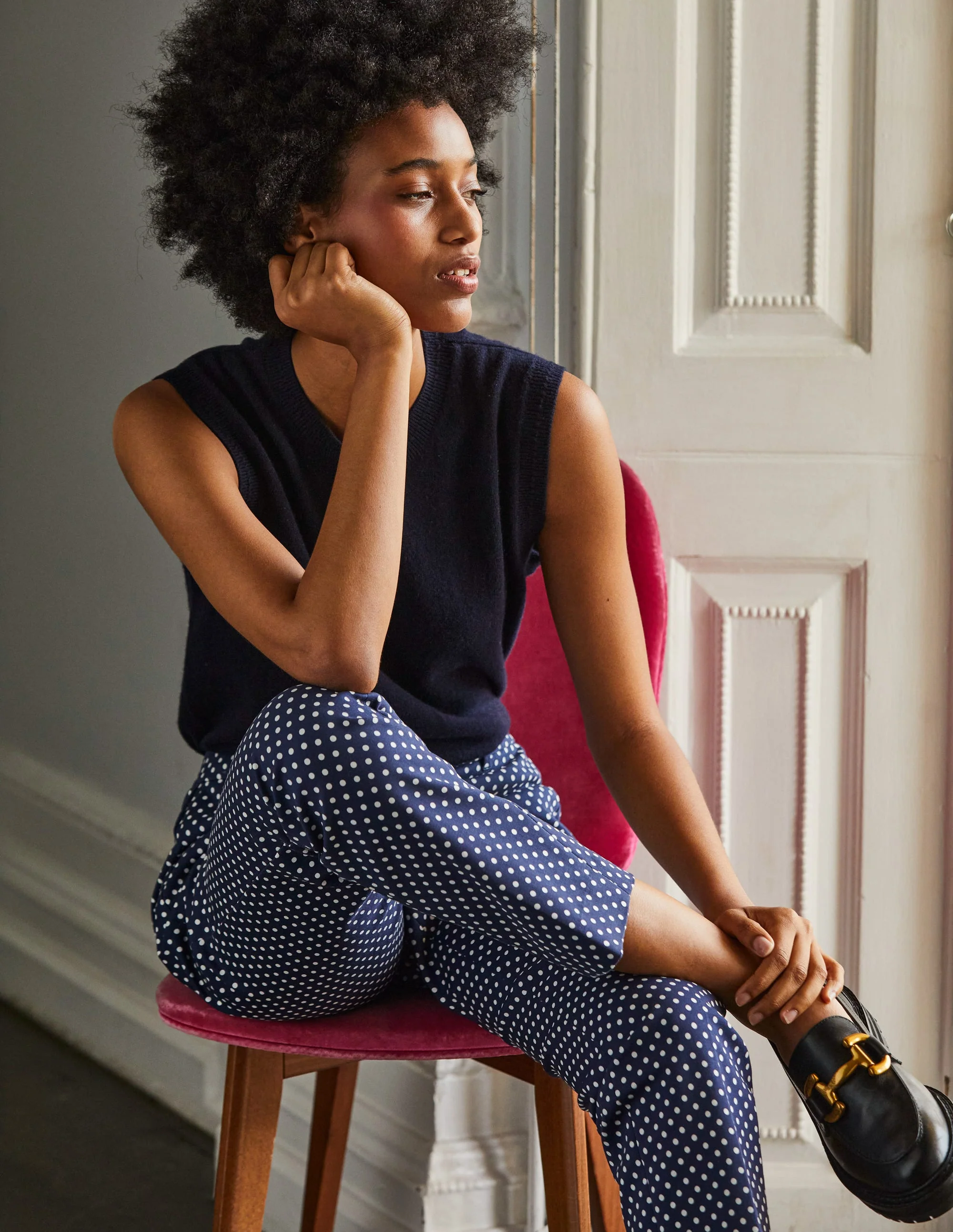 Chunky Cashmere Crew Neck Vest-Navy