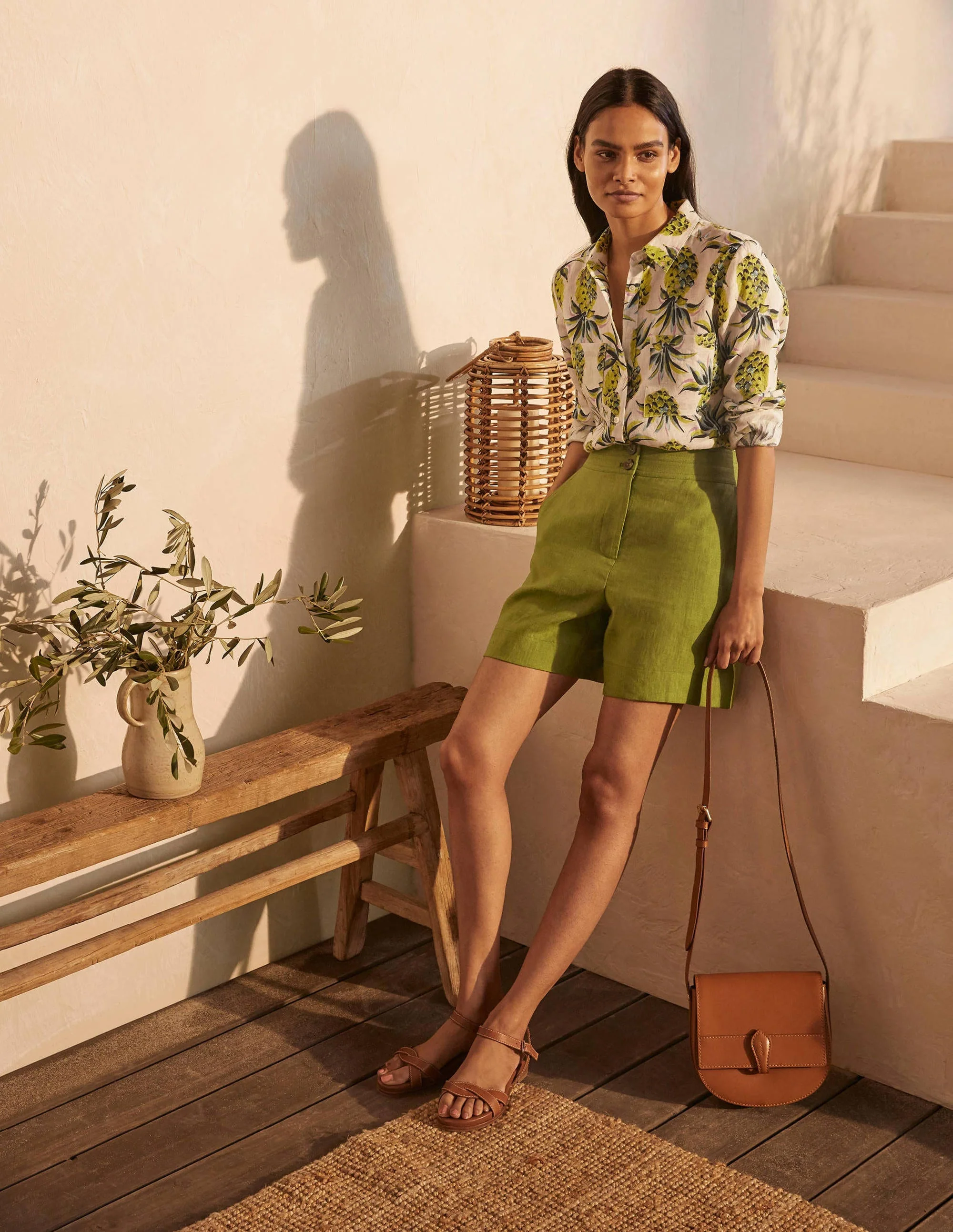 Cornwall Linen Shorts-Pea - Image 5
