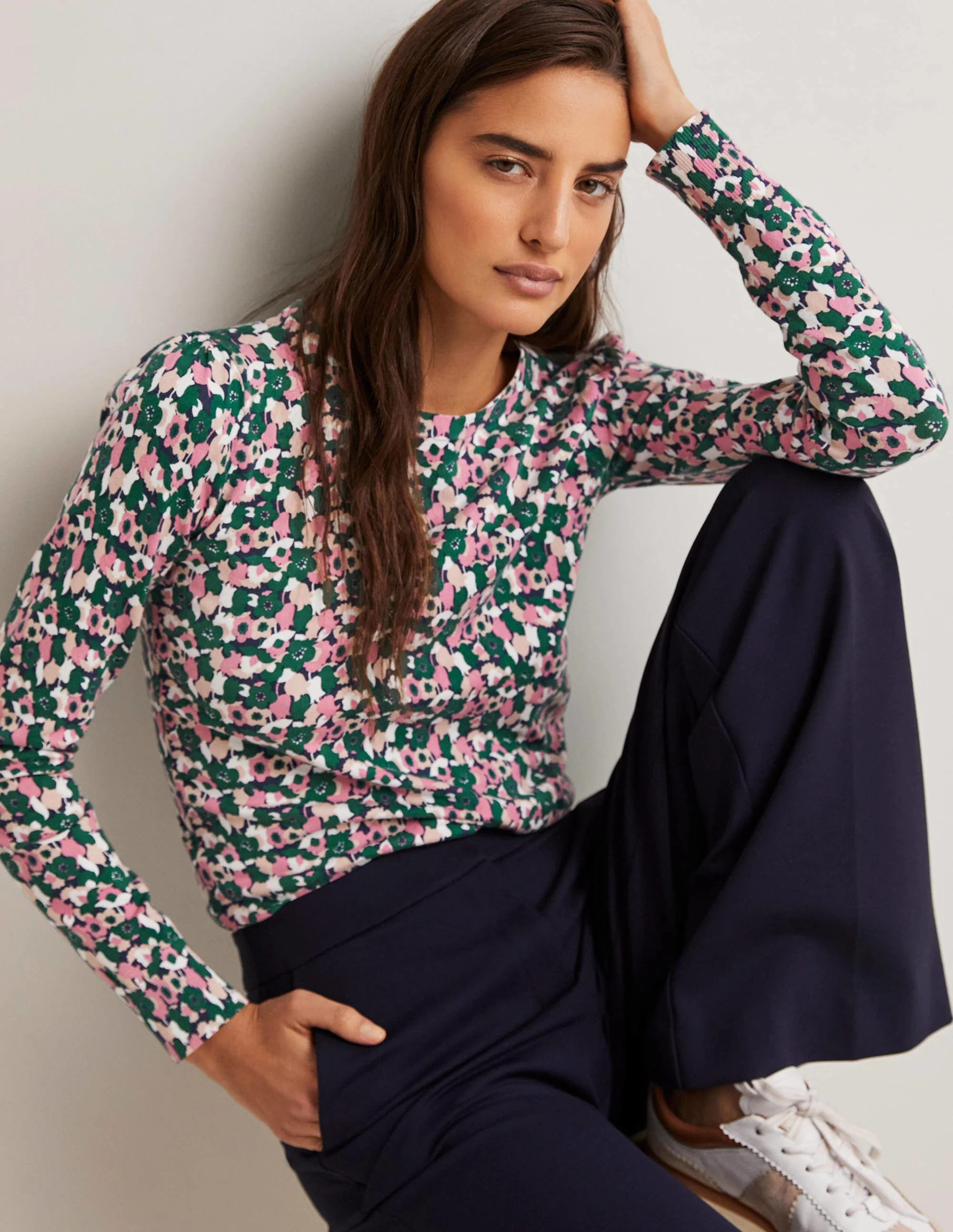Cotton Crew Neck Sweater-Wild Rose, Tulip Cluster