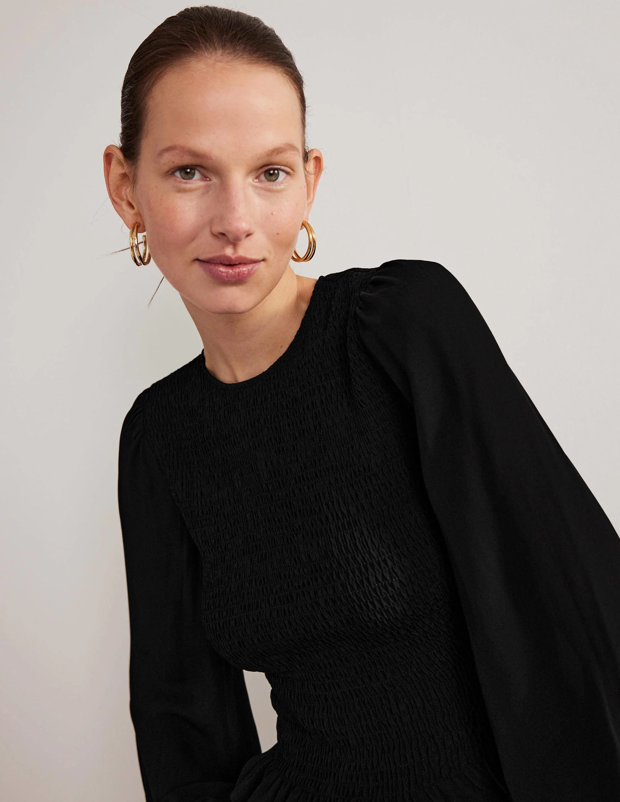 Crew Neck Smocked Bodice Top-Black - Image 5