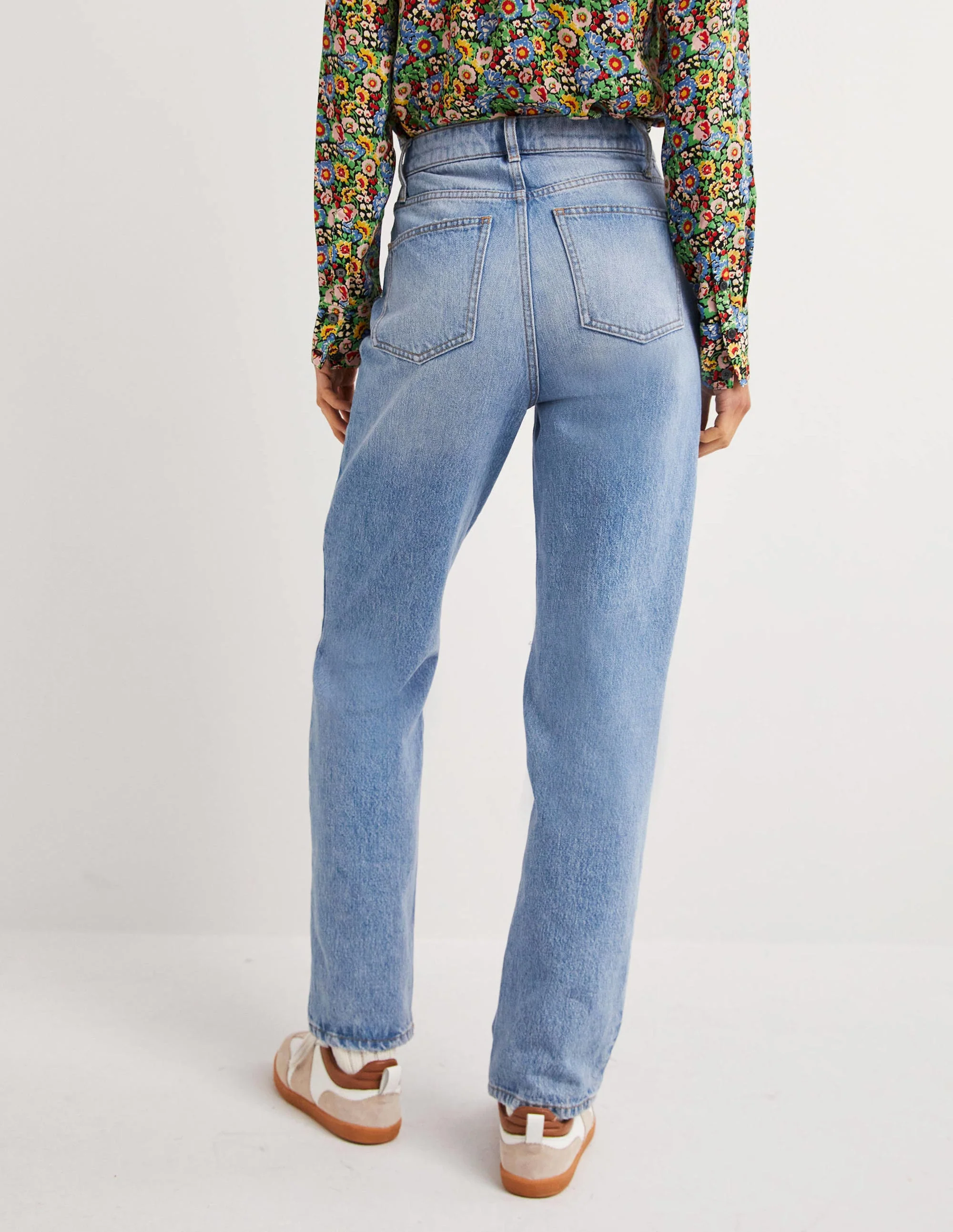 Distressed Straight Leg-Light Vintage - Image 3