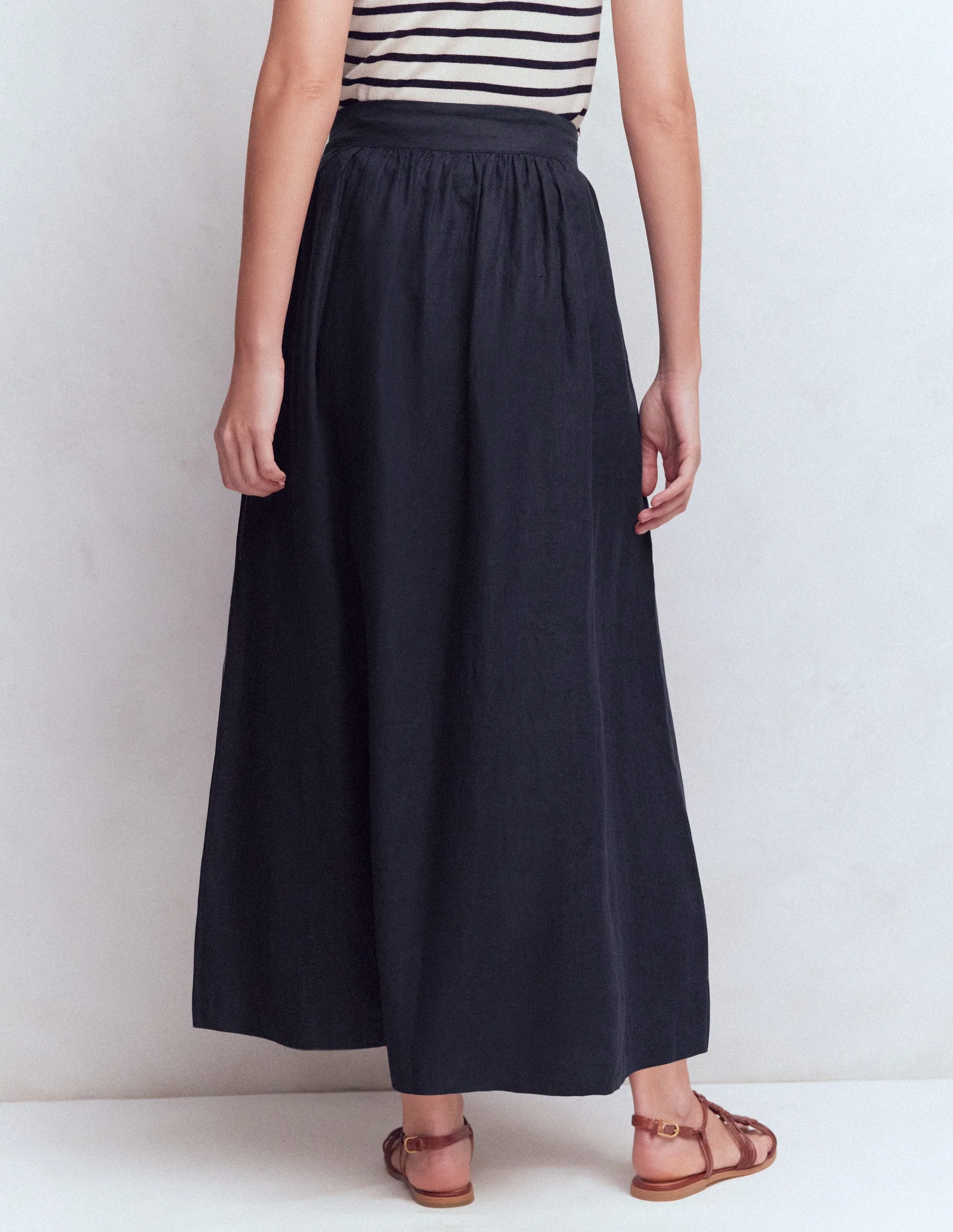 Emma Linen Maxi Skirt-Navy - Image 3