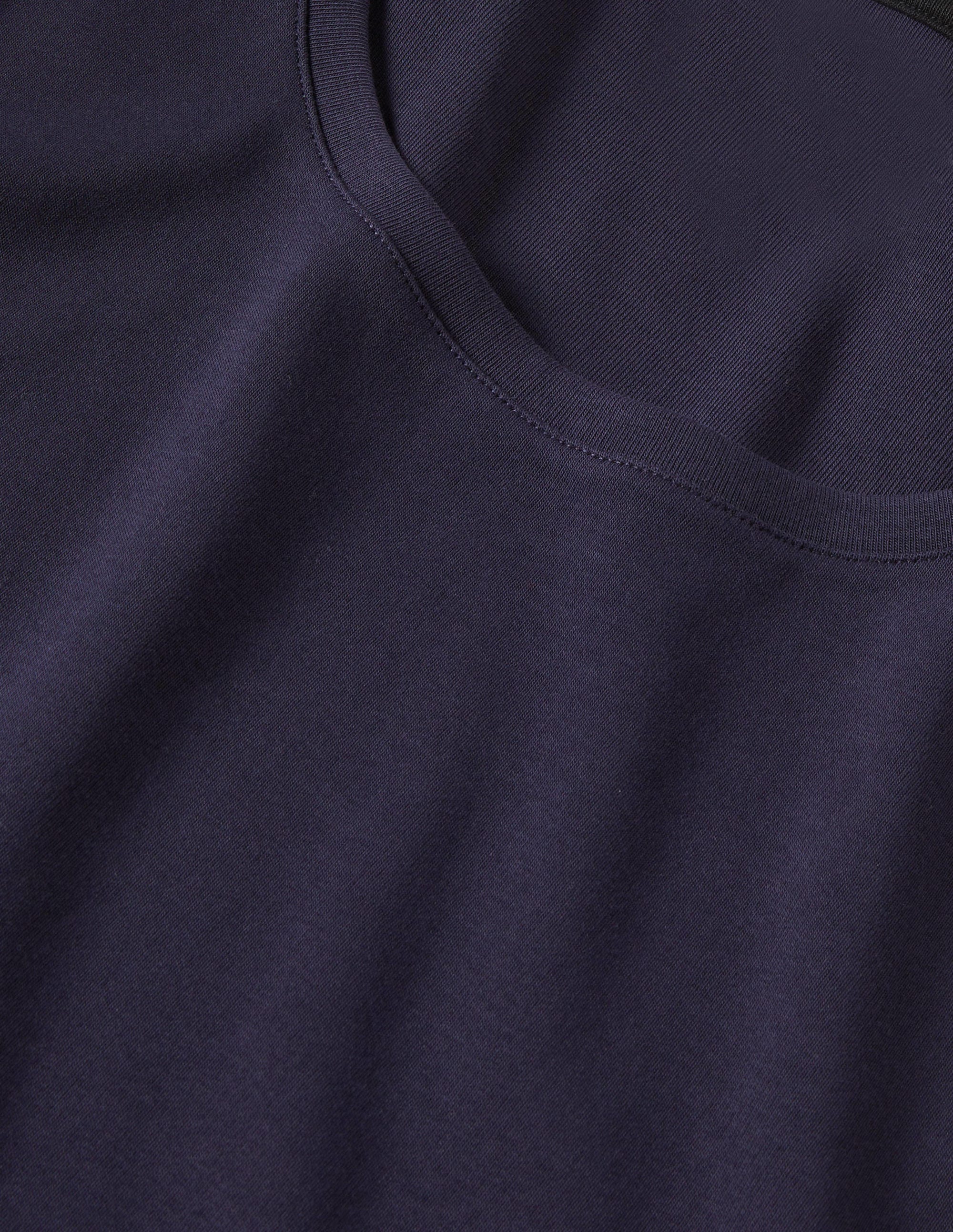 Essential Tank Top-Navy - Image 9