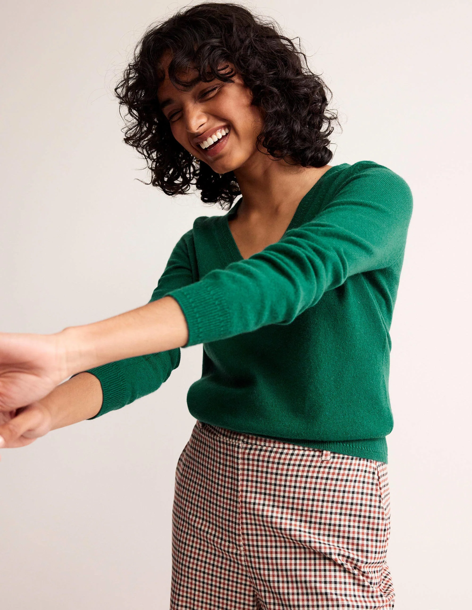 Eva Cashmere V-Neck Sweater-Deep Forest