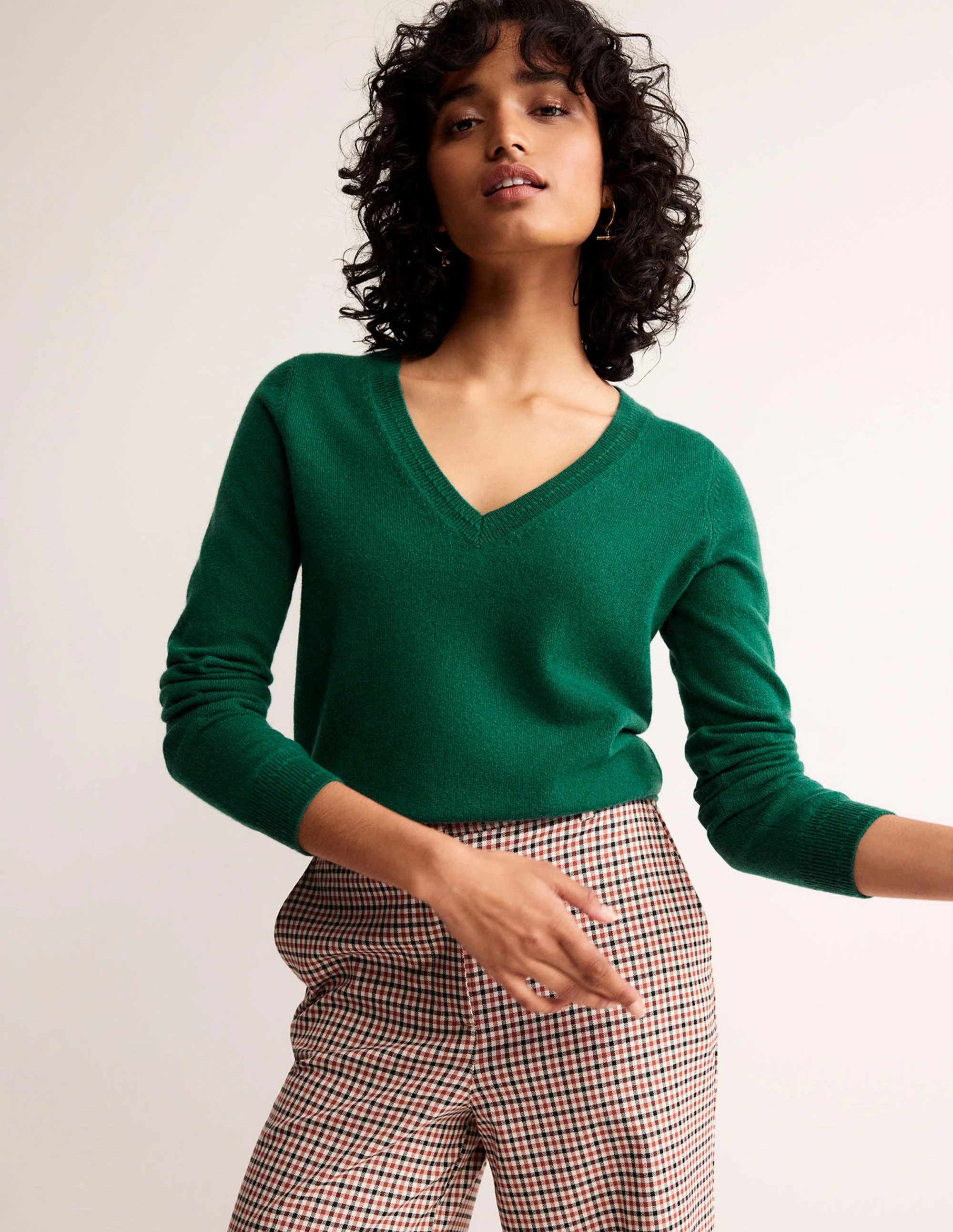 Eva Cashmere V-Neck Sweater-Deep Forest - Image 2