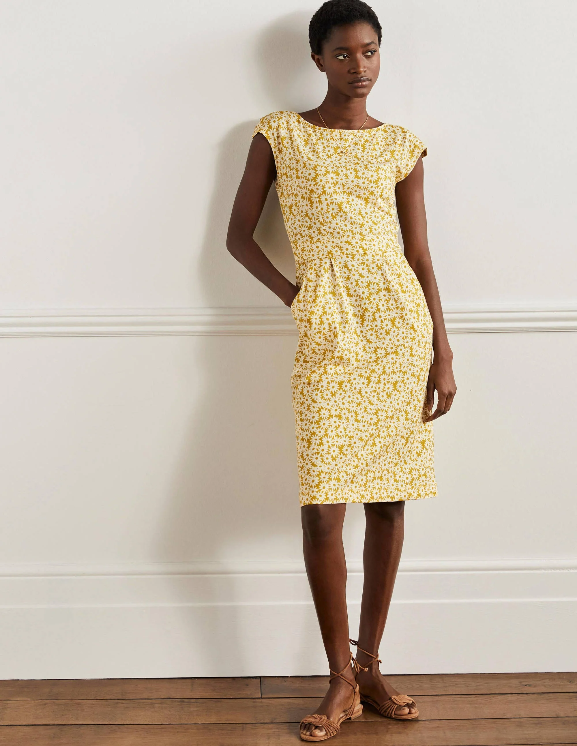 Florrie Jersey Dress-Olive Oil, Daisy Floral