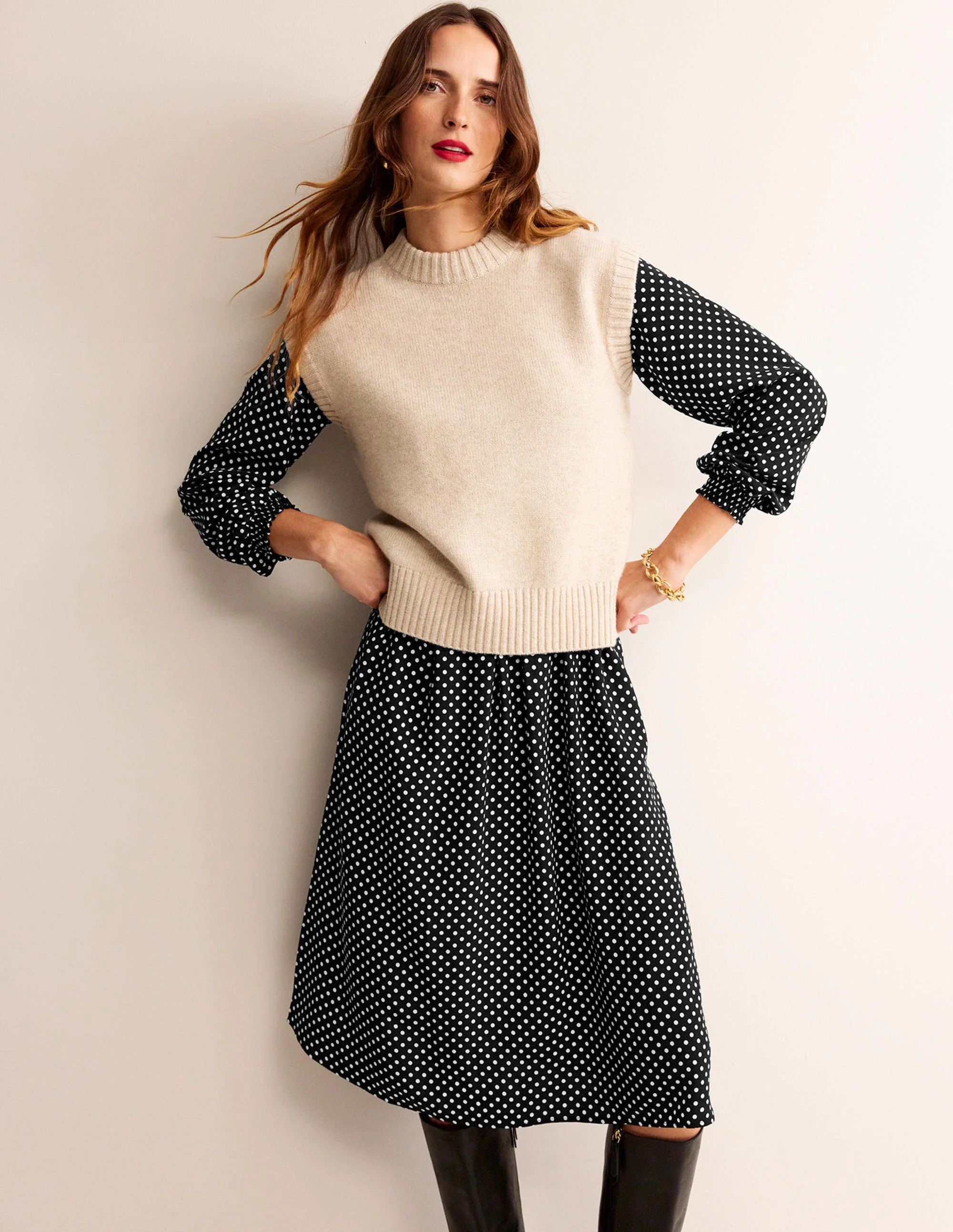 Gather Raglan Midi Dress-Black, Dotty - Image 4