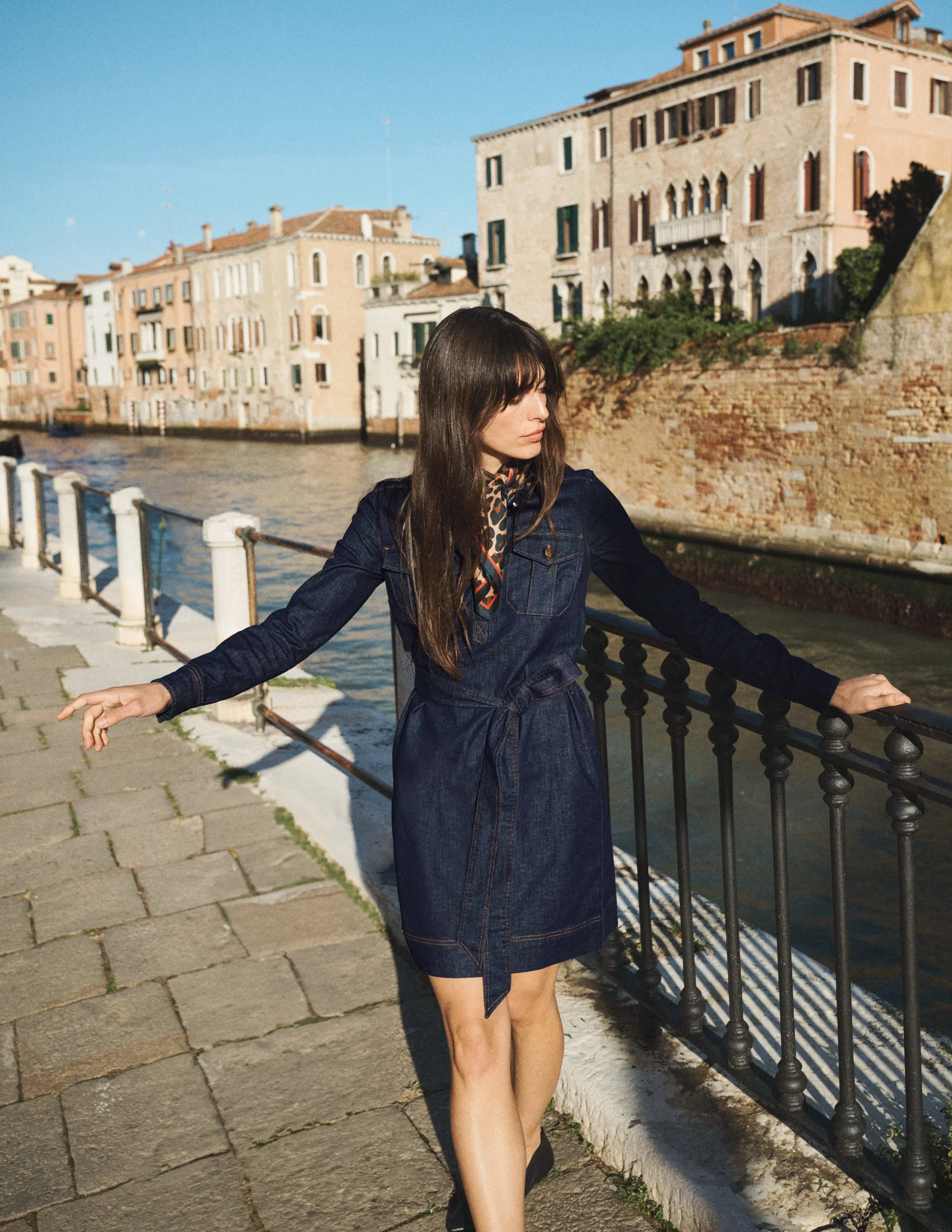 Half Placket Denim Dress-Indigo Wash - Image 5