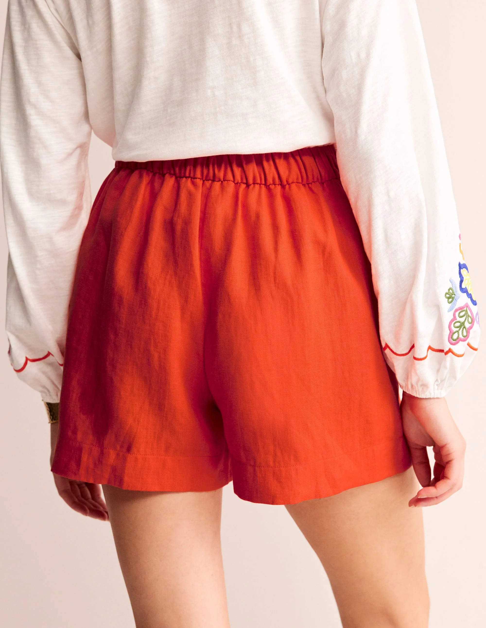 Hampstead Linen Shorts-Mandarin Orange - Image 3