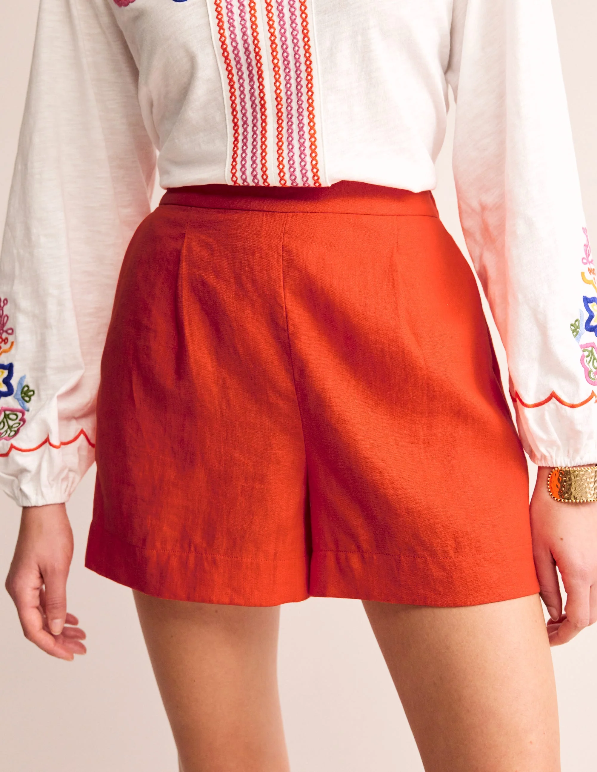 Hampstead Linen Shorts-Mandarin Orange - Image 4