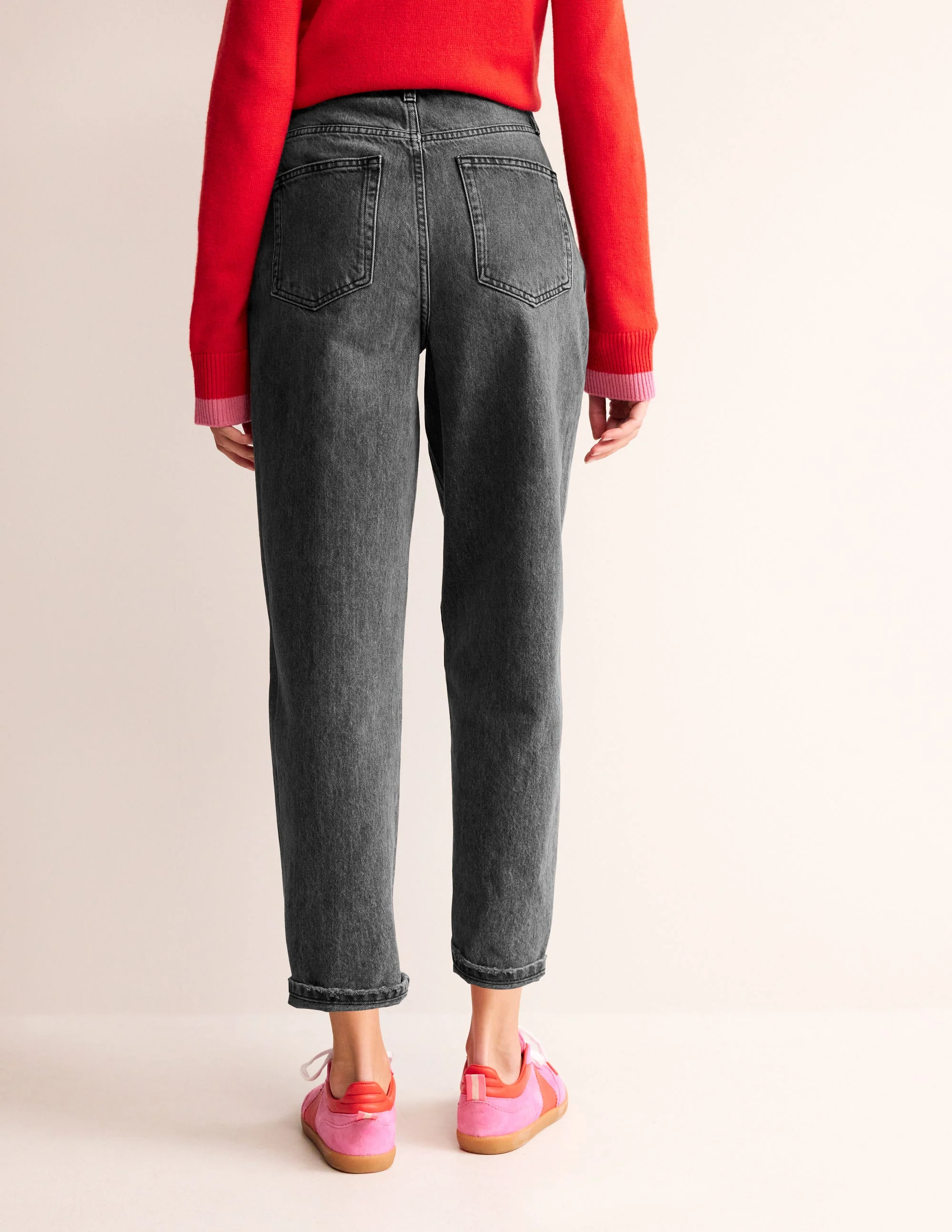 High Rise '90s Tapered Jeans-Washed Black - Image 3