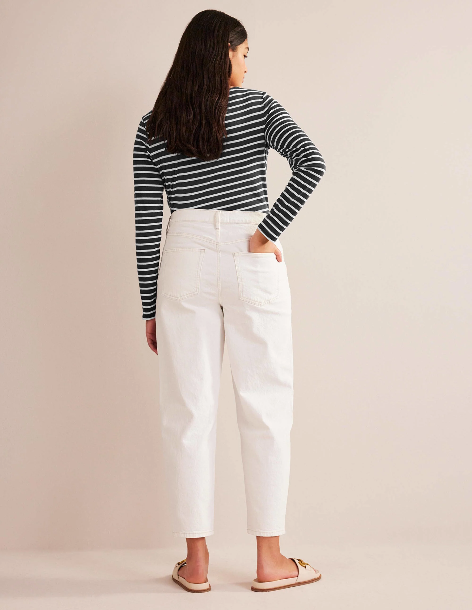 High Rise '90s Tapered Jeans-White - Image 7