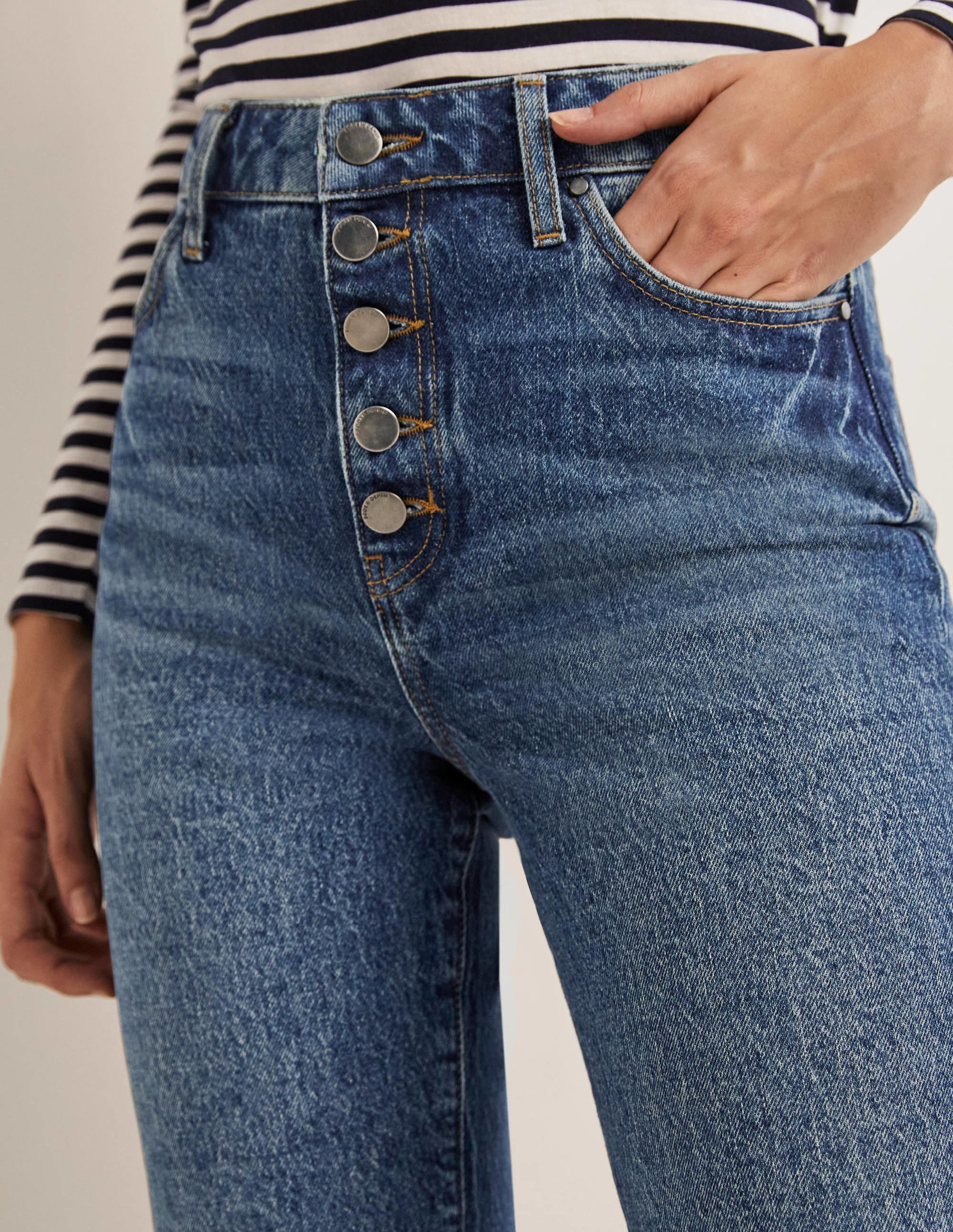High Rise Straight Leg Jeans-Mid Vintage Tint - Image 2