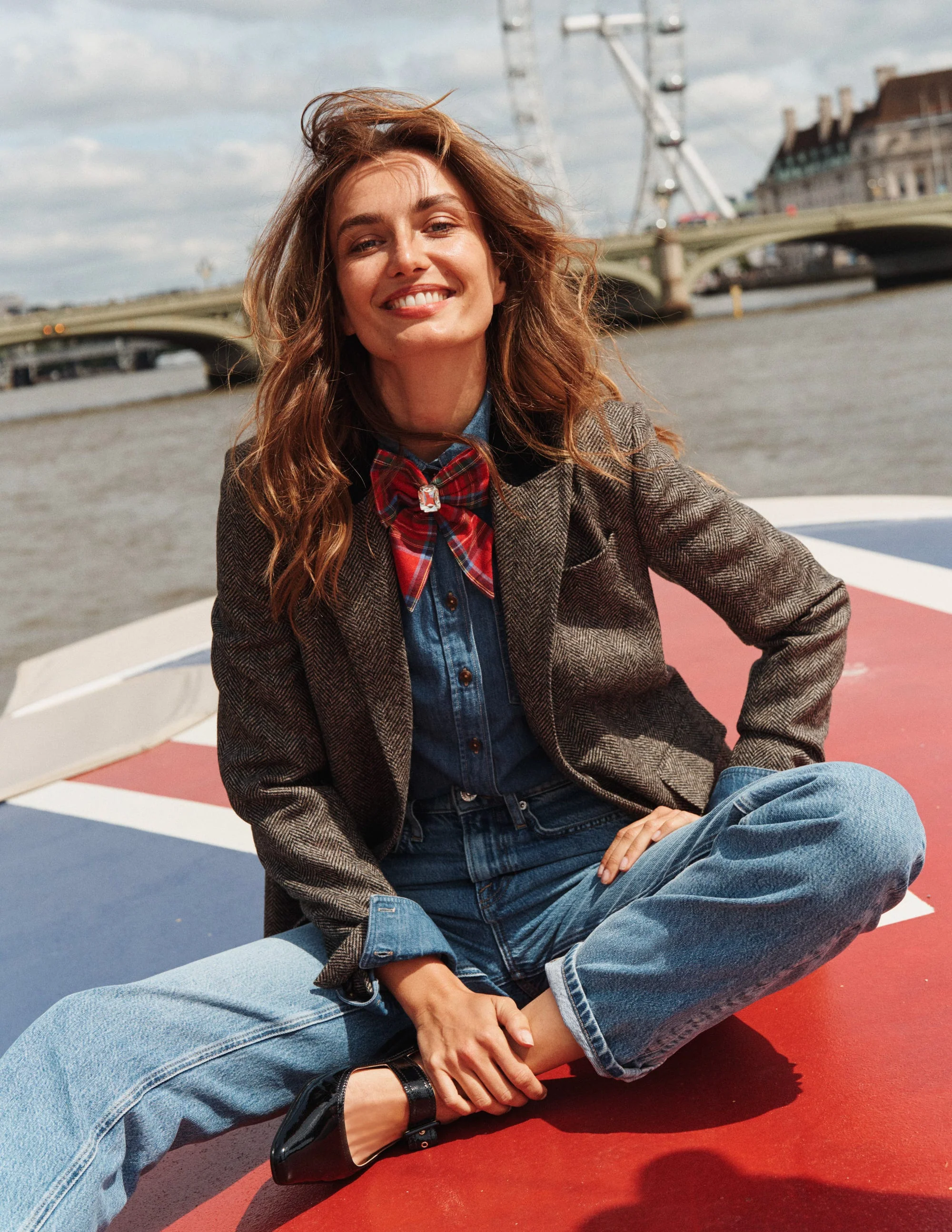 High Rise Straight Leg Jeans-Mid Wash - Image 6