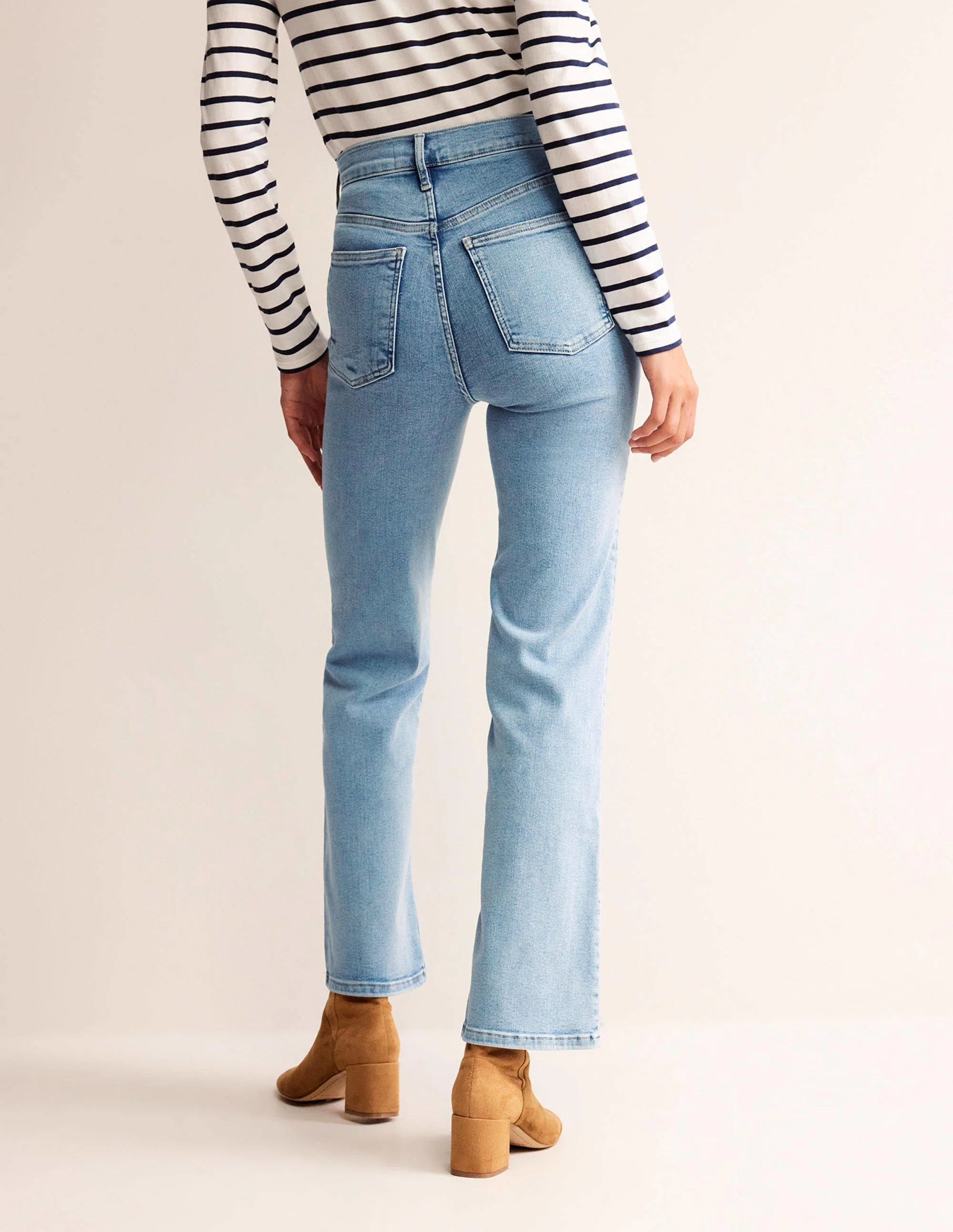 High Rise True Straight Jeans-Light Vintage - Image 3
