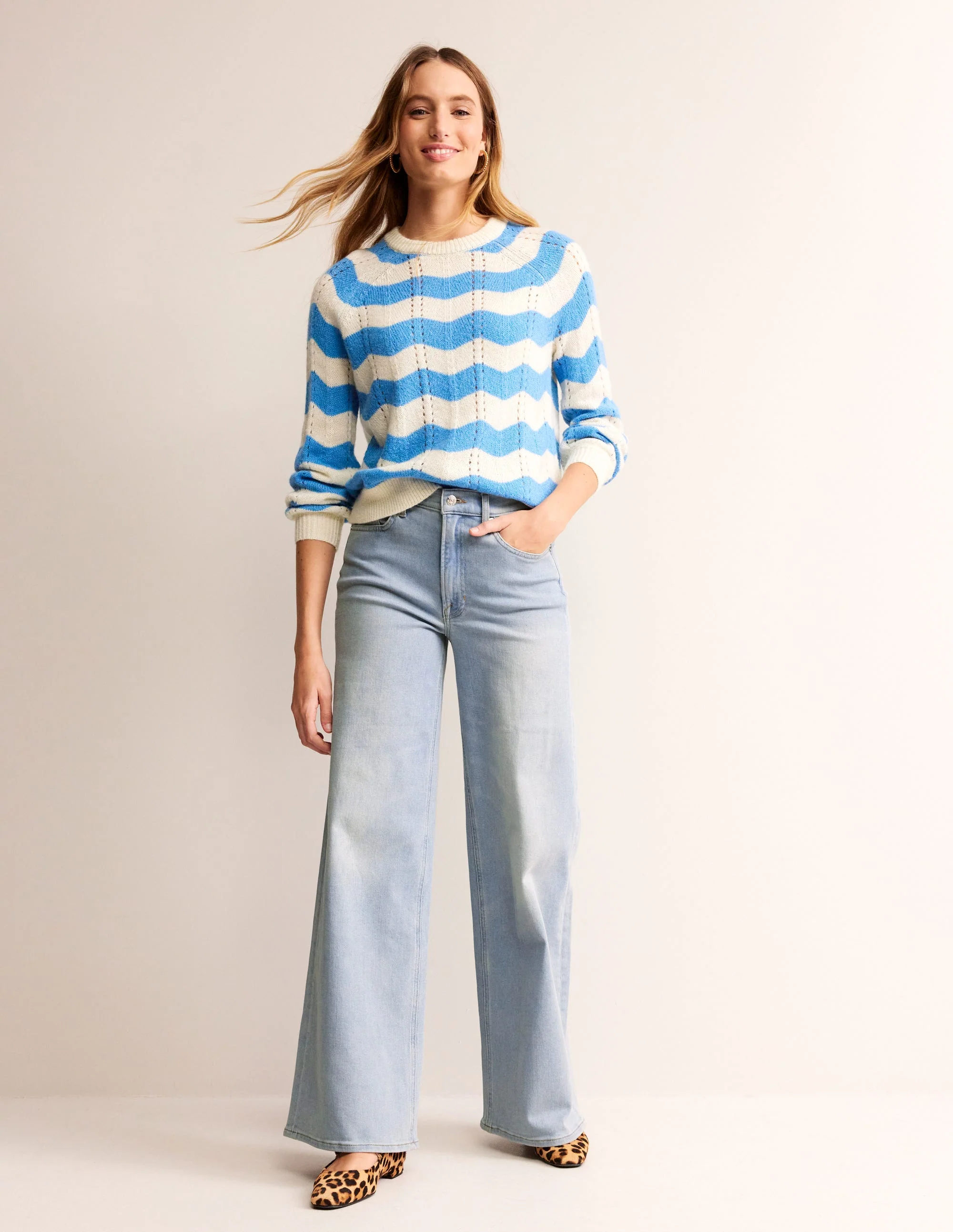 High Rise Wide Leg Jeans-Light Wash