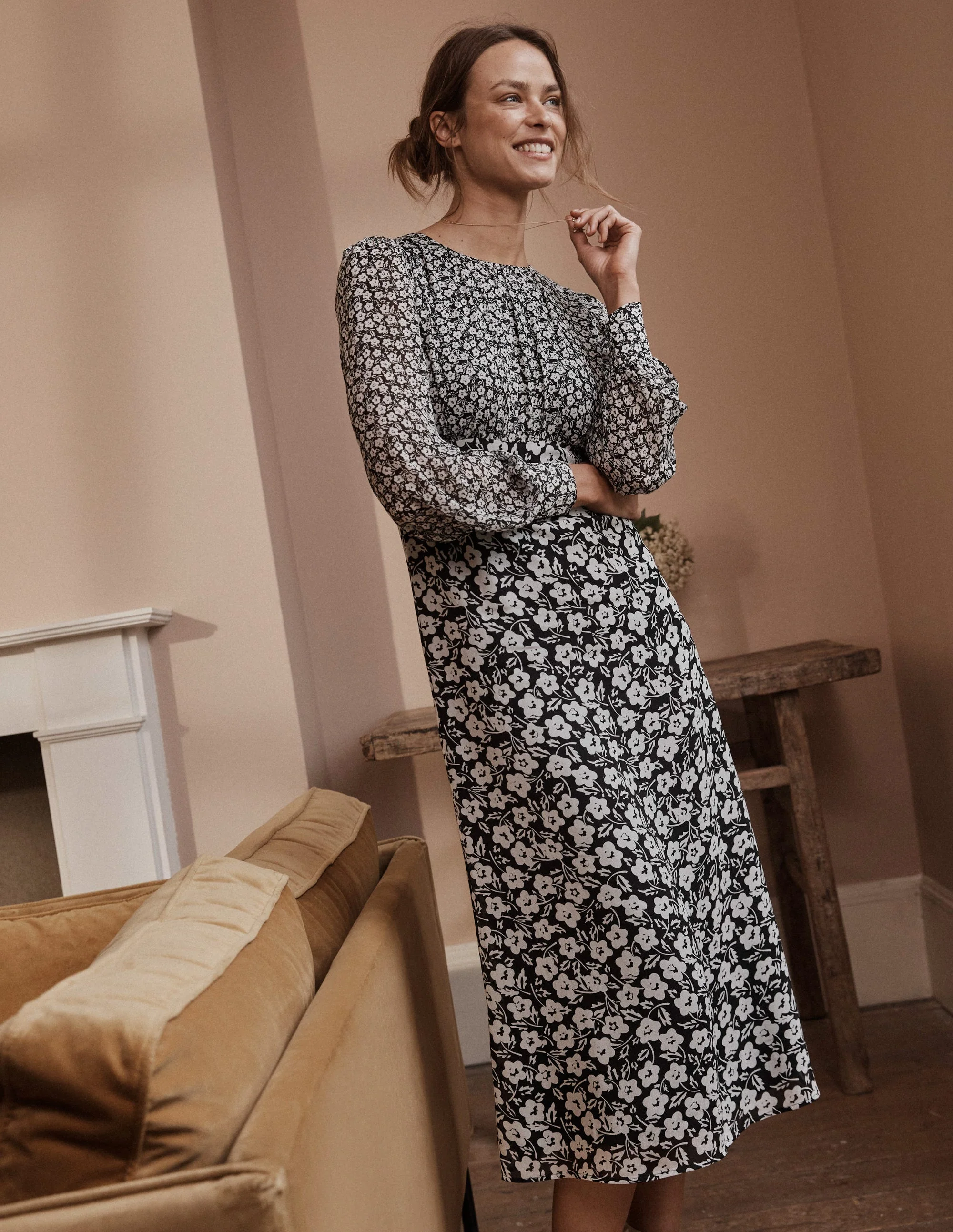 Hotched Midi Tea Dress-Black, Petal Pop - Image 5