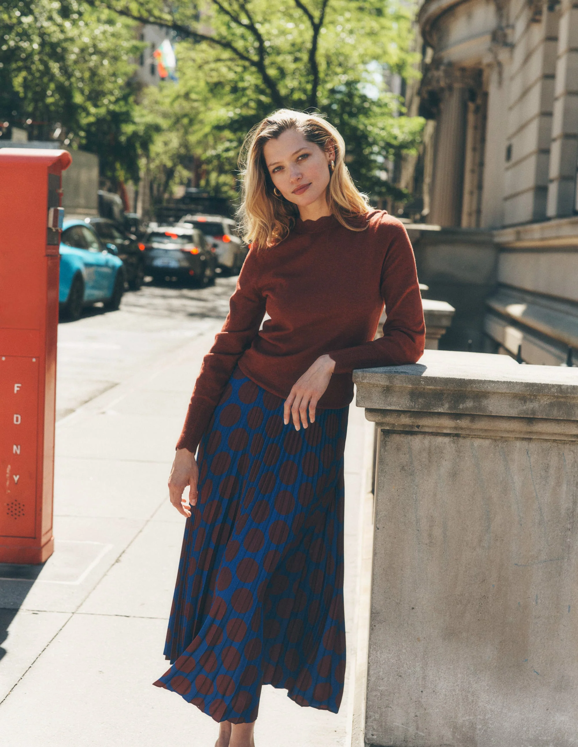Imi Scalloped Sweater-Burnt Orange - Image 5