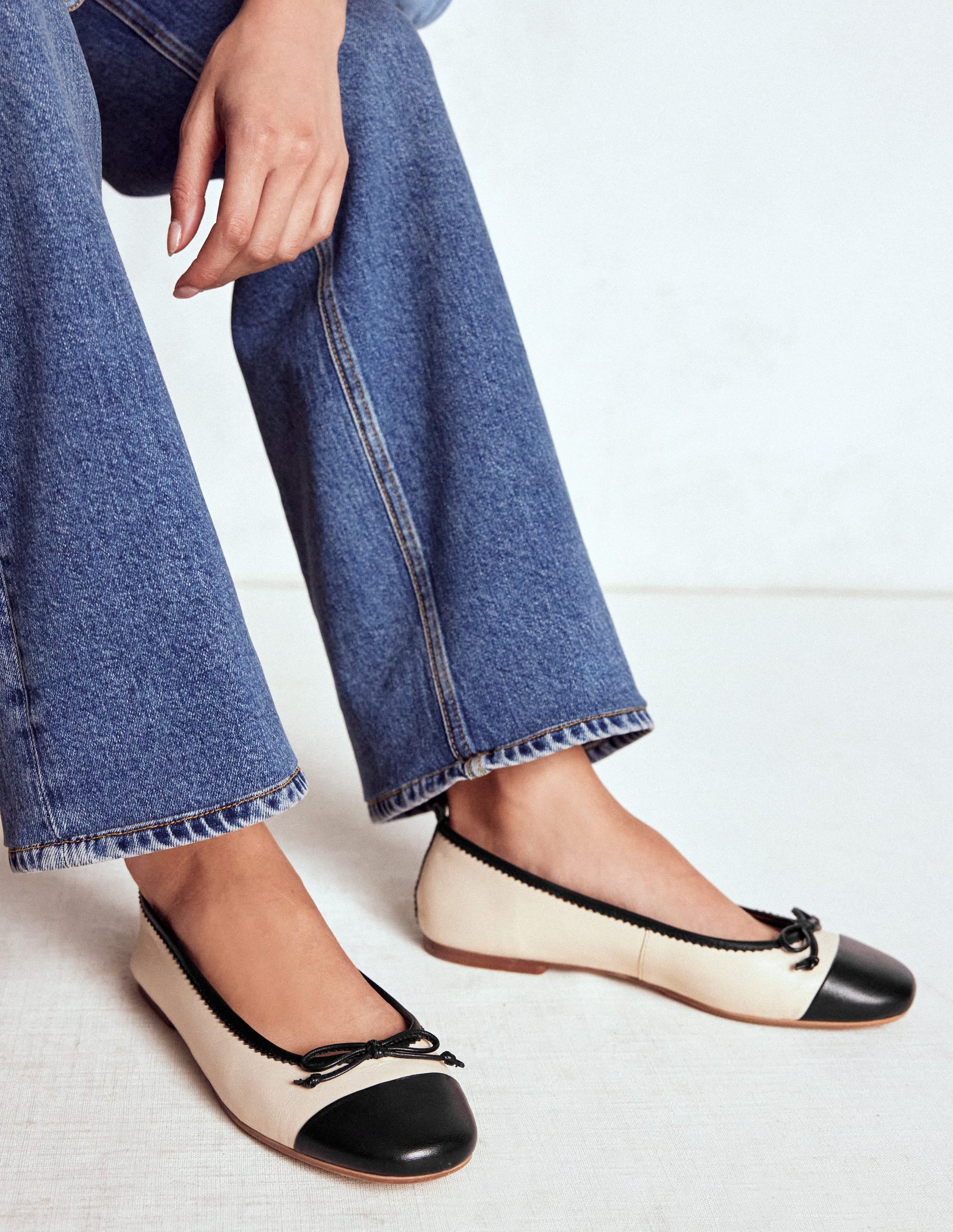 Kitty Flexi Sole Ballet Flats-Ecru/Black - Image 2